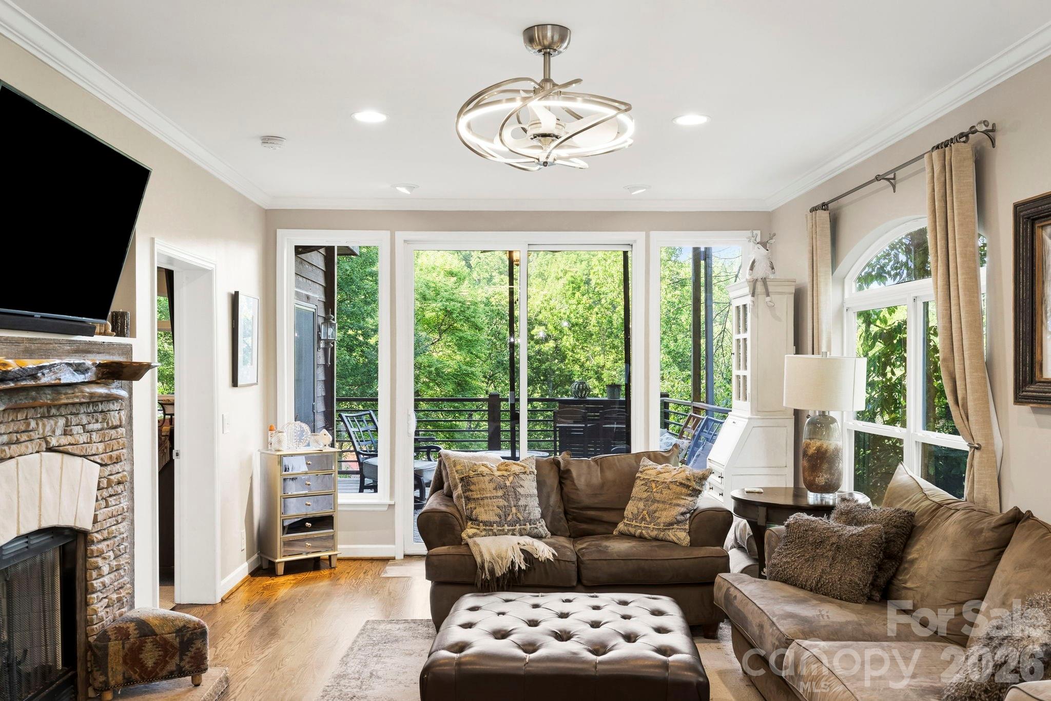 Toxaway Falls Condominium - Residential