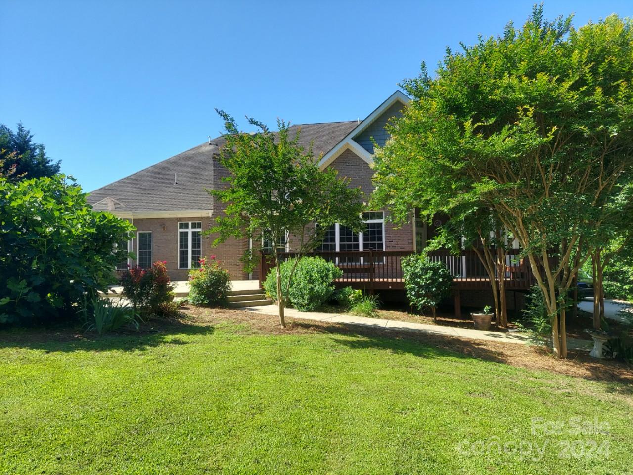 Miller Pond - Residential