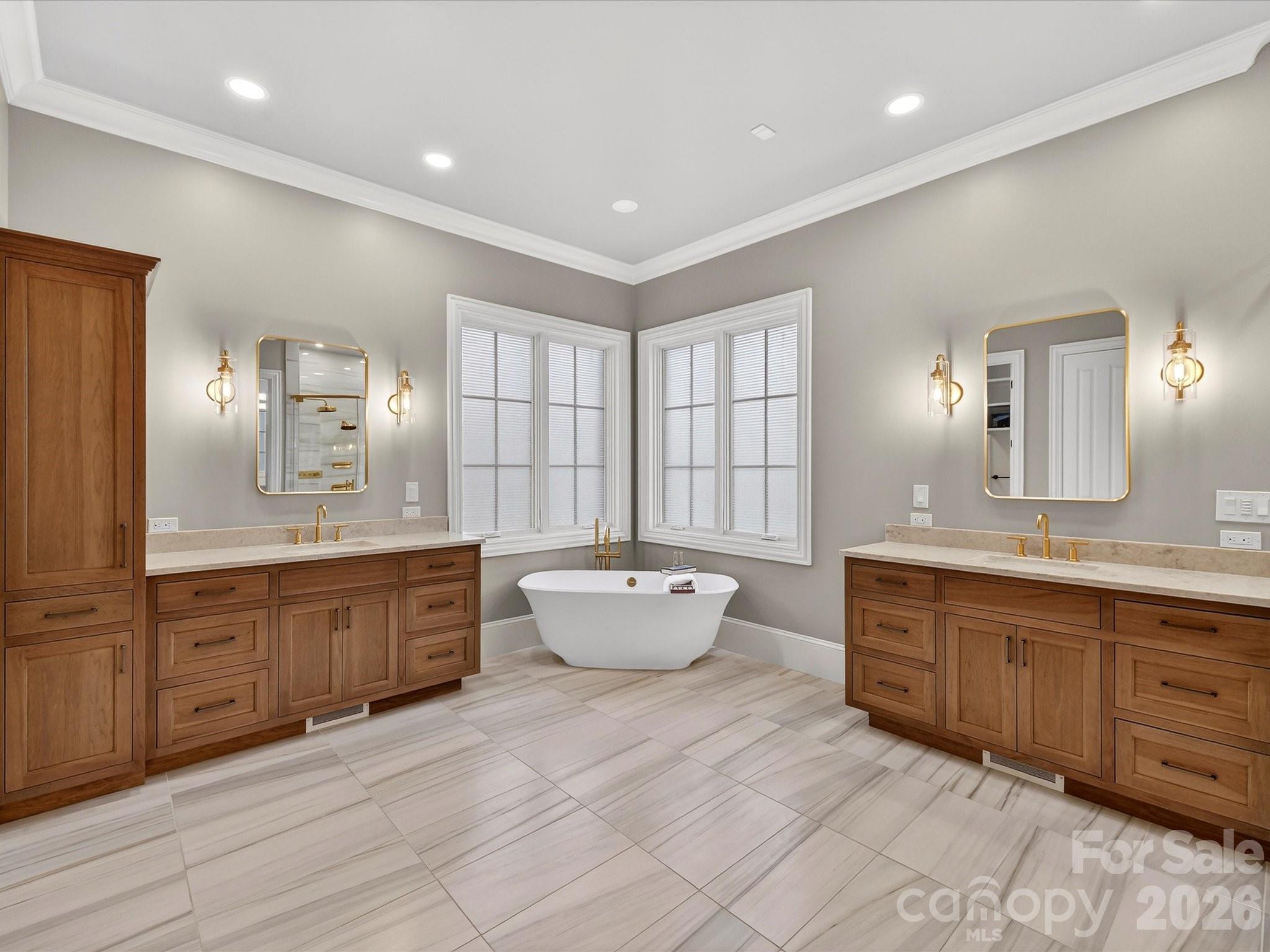 Chatsworth - Residential