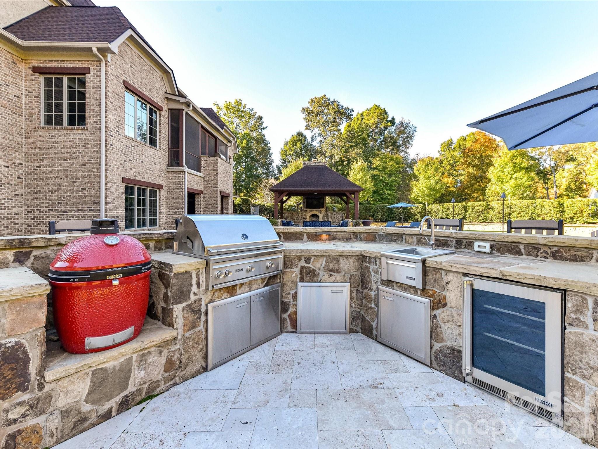 Chatsworth - Residential