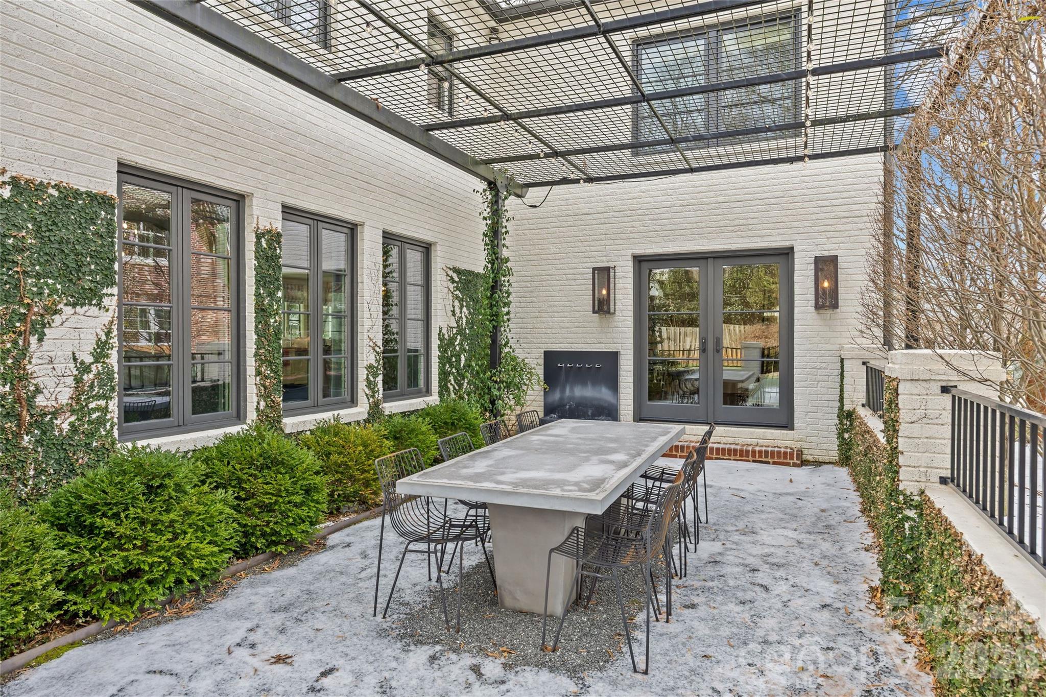 Myers Park - Residential