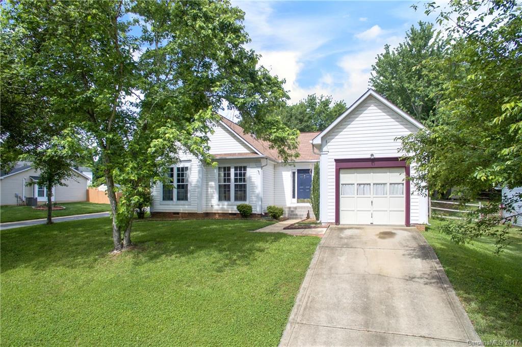 Charming ranch home in a well desired location on a corner lot.  Spacious family room that's great for entertaining and big beautiful windows allowing plenty of natural light.  Upgraded title and bamboo flooring throughout and beautiful granite countertops.  Tray ceiling in the master.  The gas furnace was installed in 2015, the roof was installed in 2012, and the A/C unit installed in 2006. Master bathroom shower ready for renovation to new buyers design.