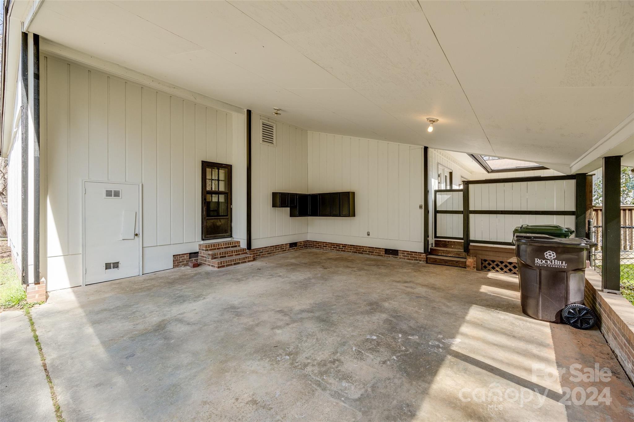 Poplar Forest - Residential