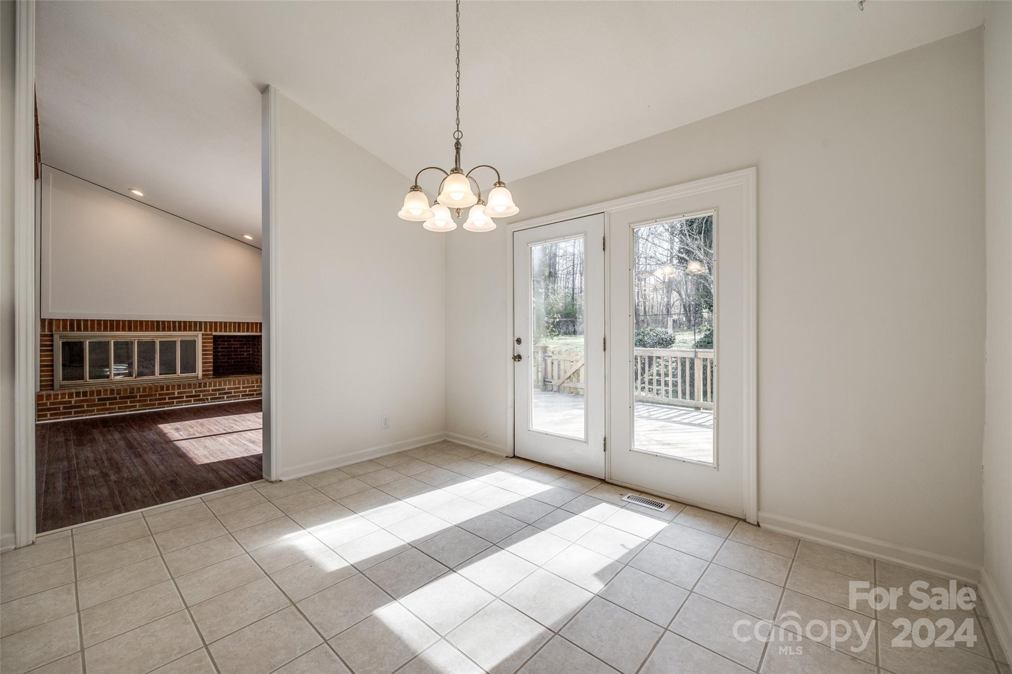 Poplar Forest - Residential