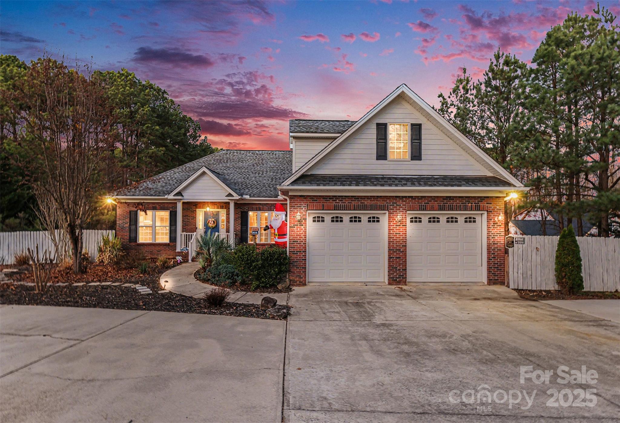 Tioga Pointe - Residential