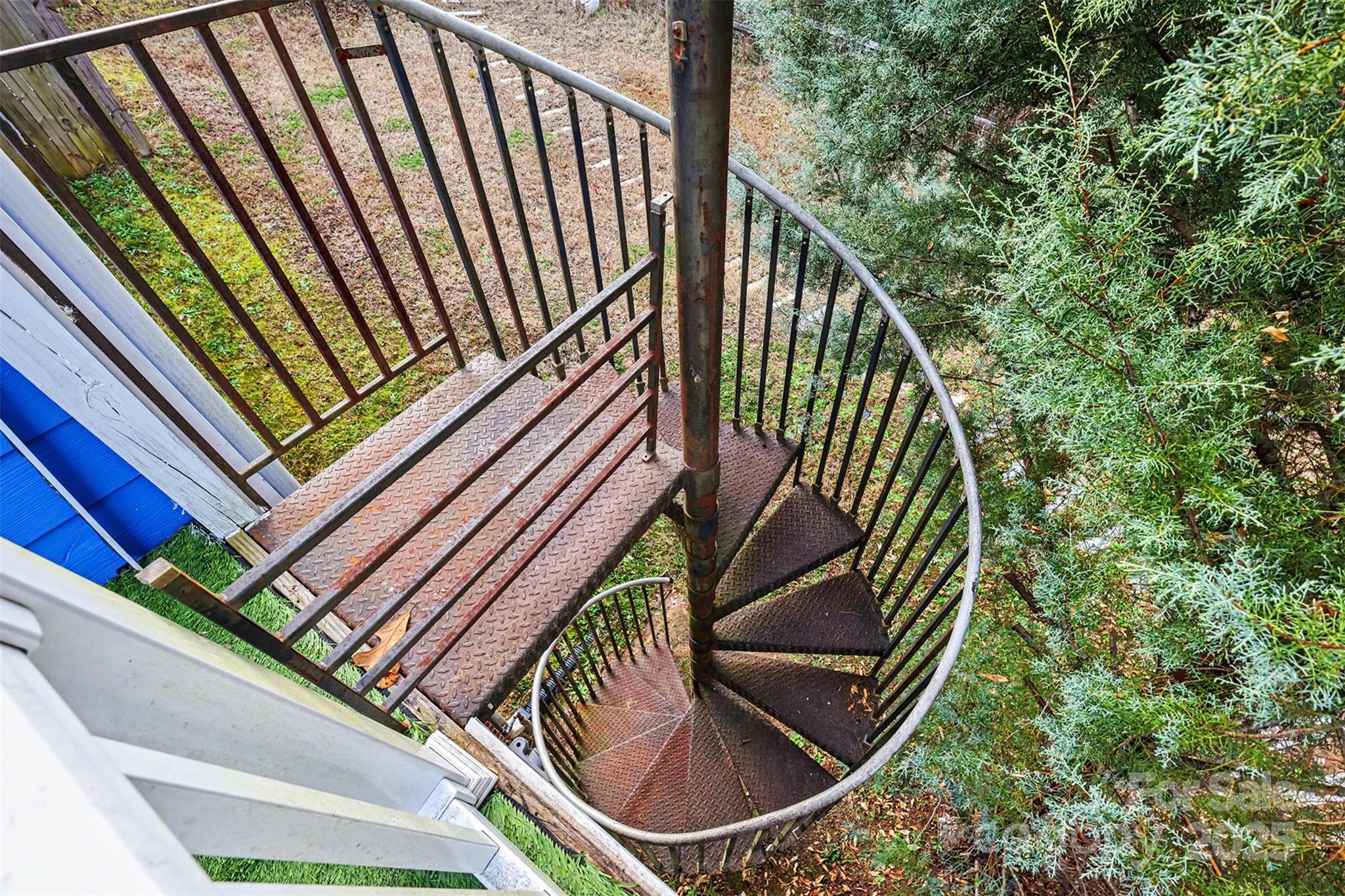 Tioga Pointe - Residential