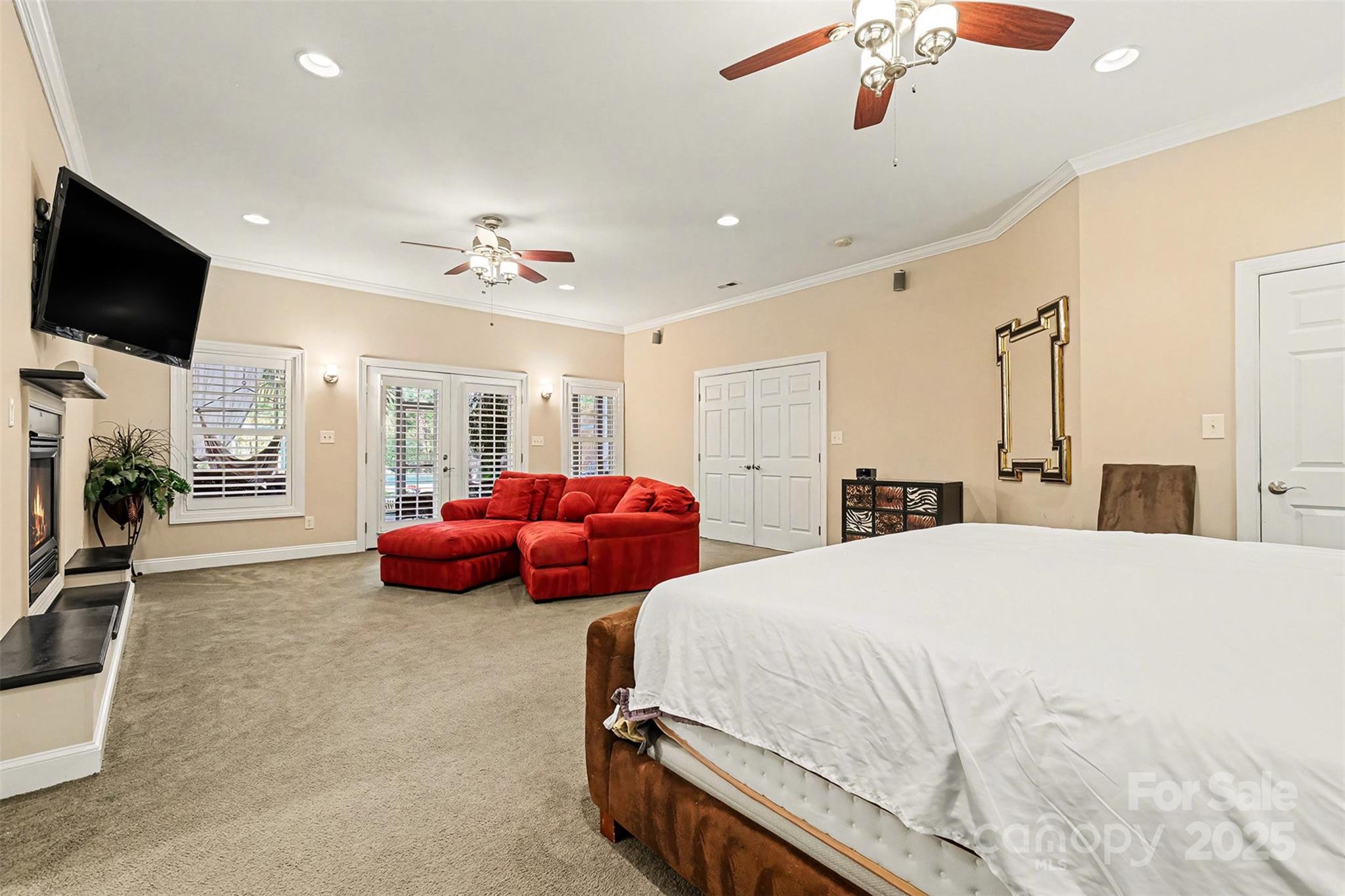 Tioga Pointe - Residential