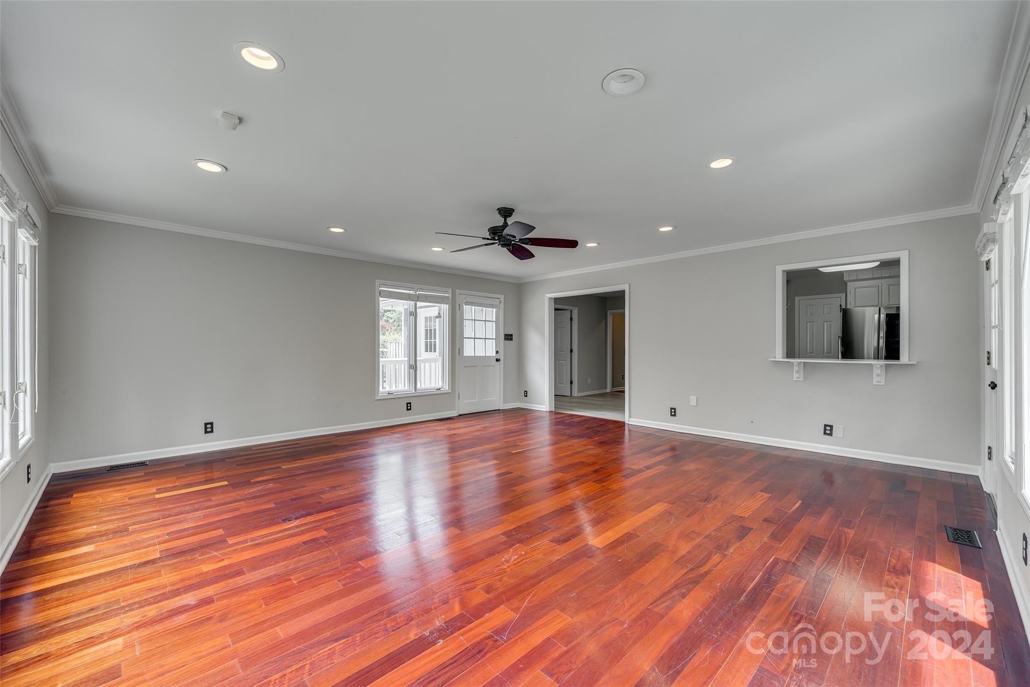 Meadow Lakes - Residential