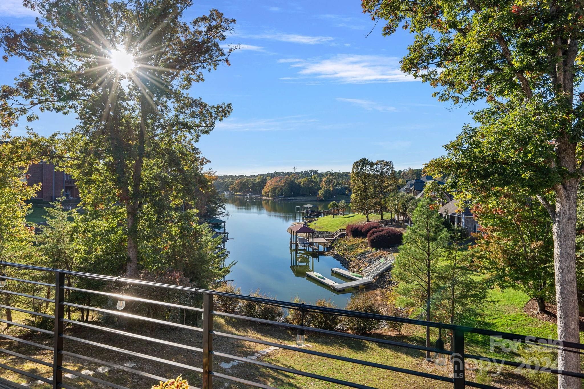River Lake - Residential