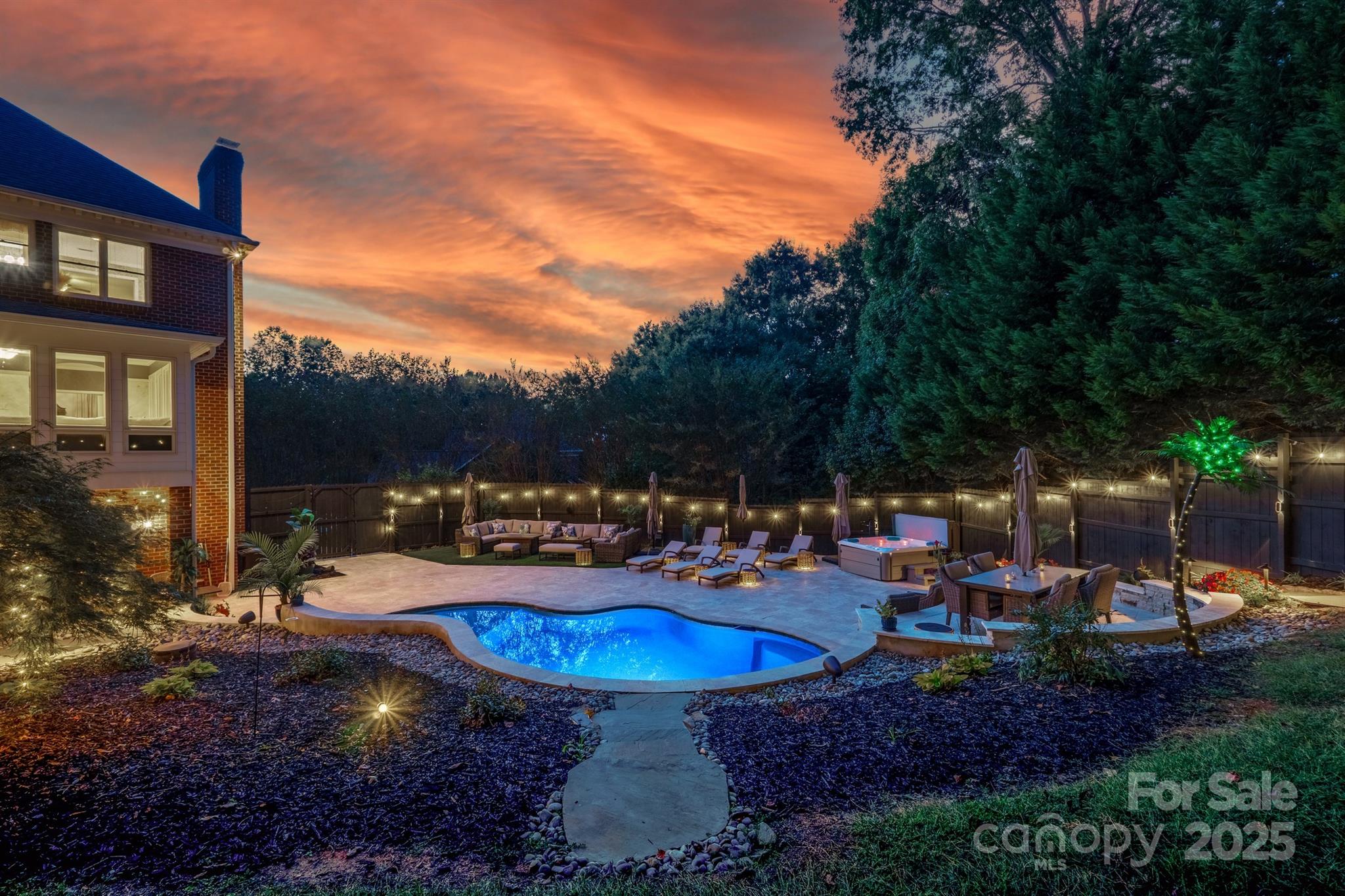 Laurel Forest - Residential