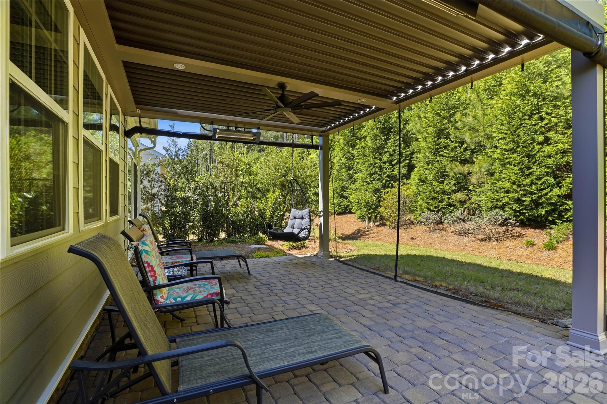 Imagery on Mtn Island - Residential