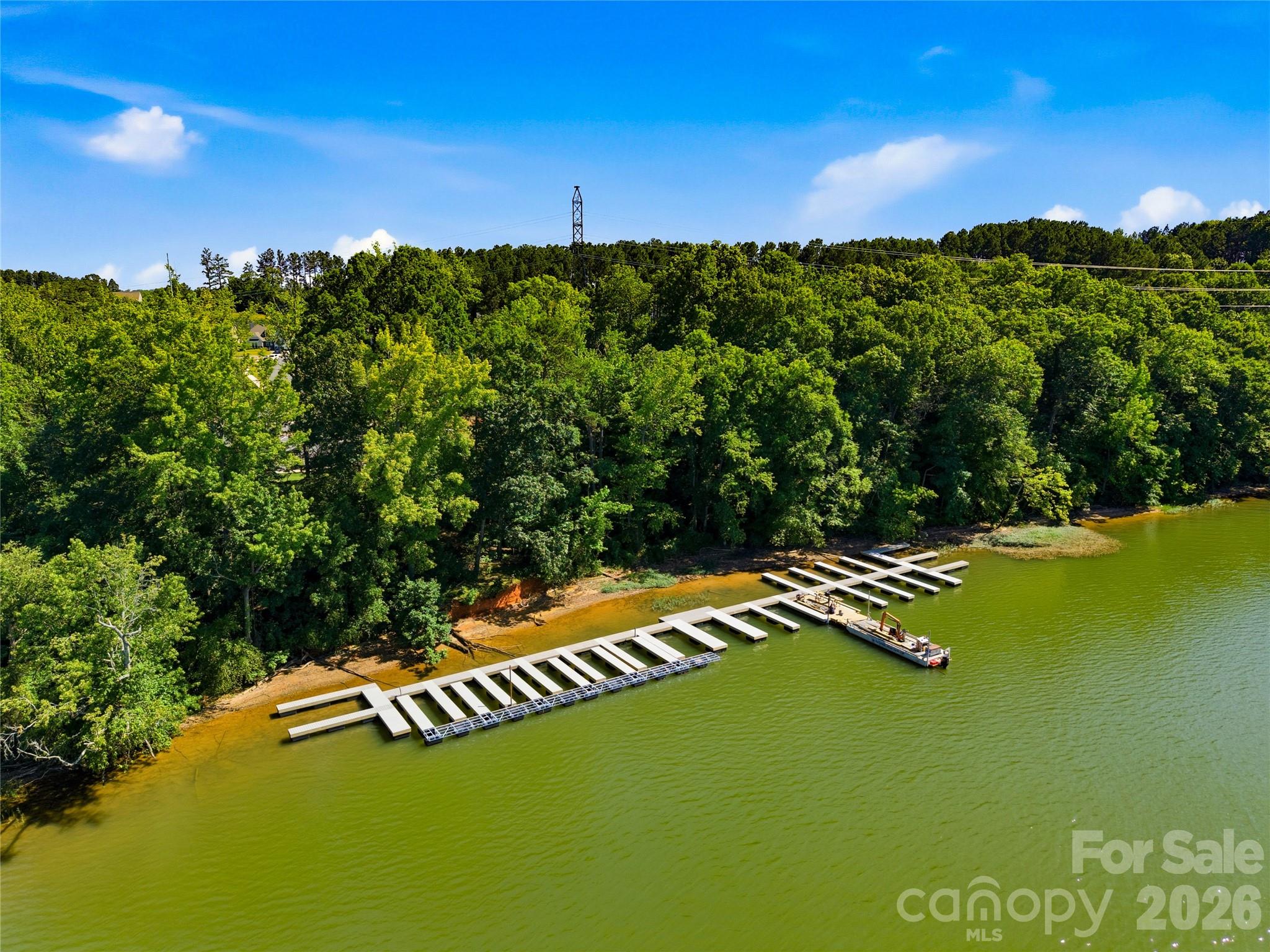 Imagery on Mtn Island - Residential