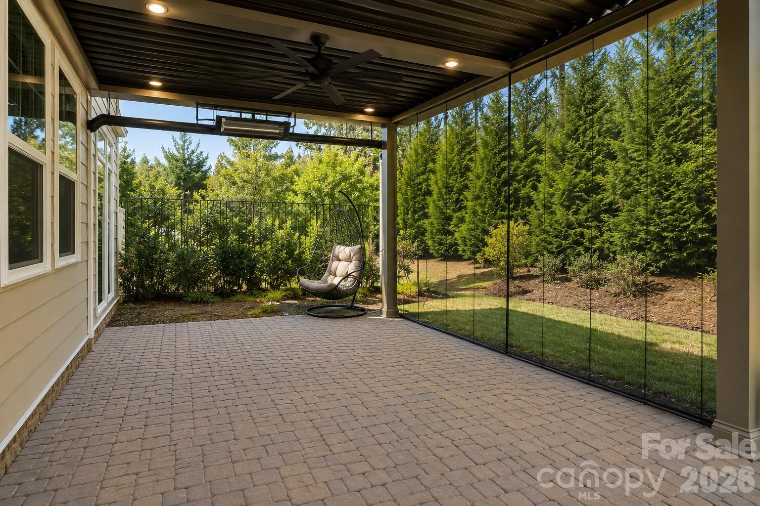 Imagery on Mtn Island - Residential