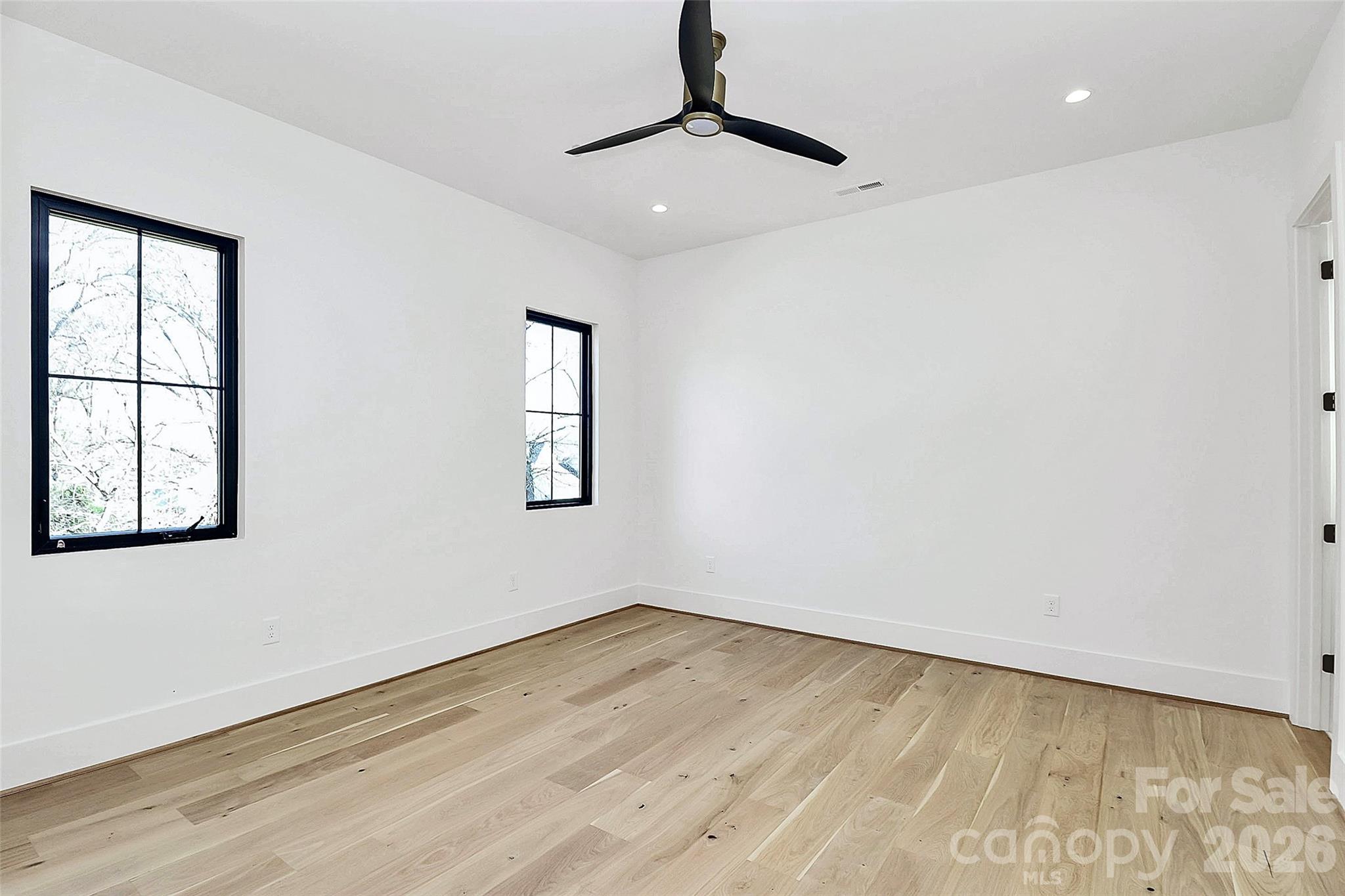 Villa Heights - Residential