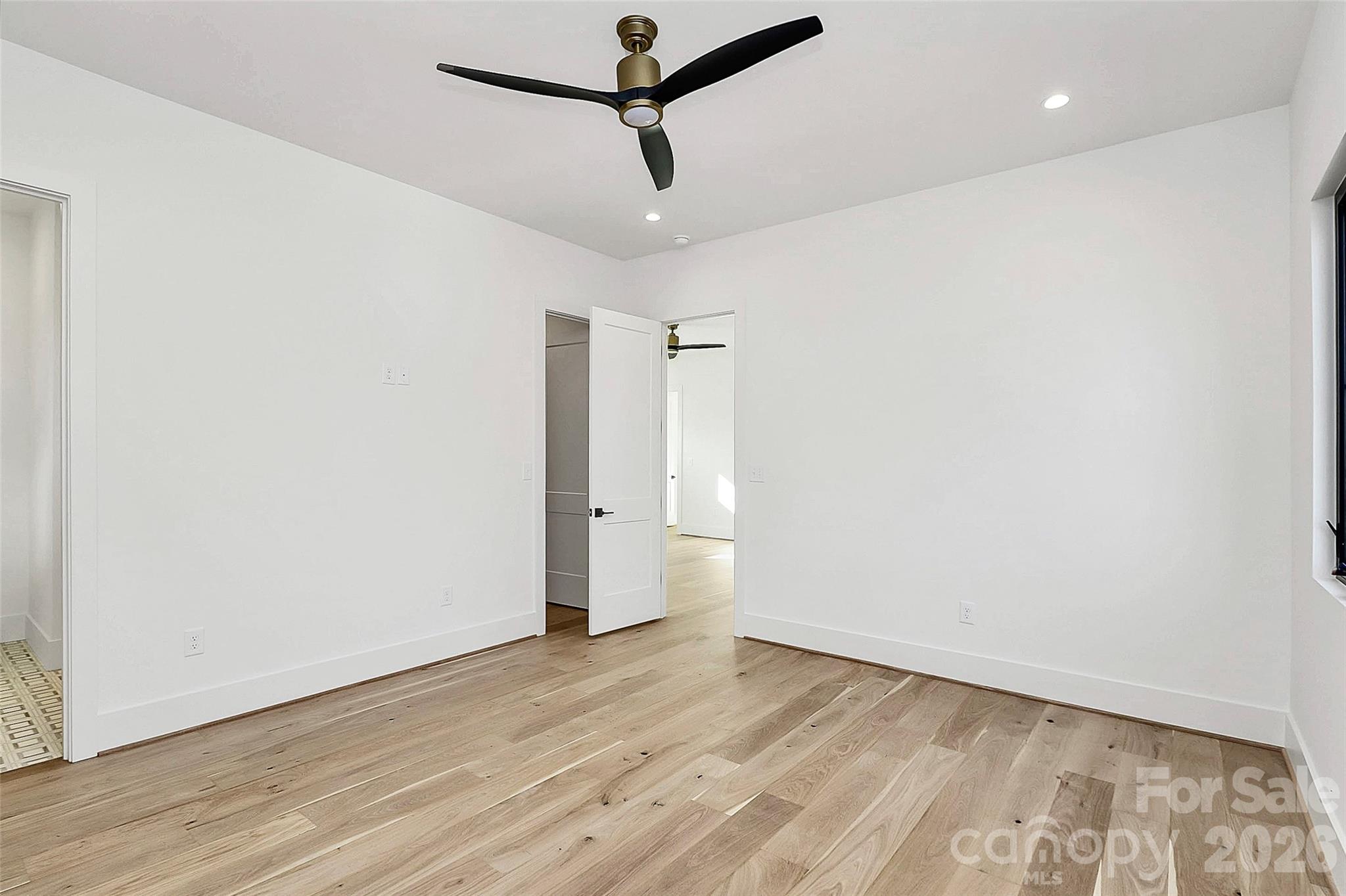 Villa Heights - Residential