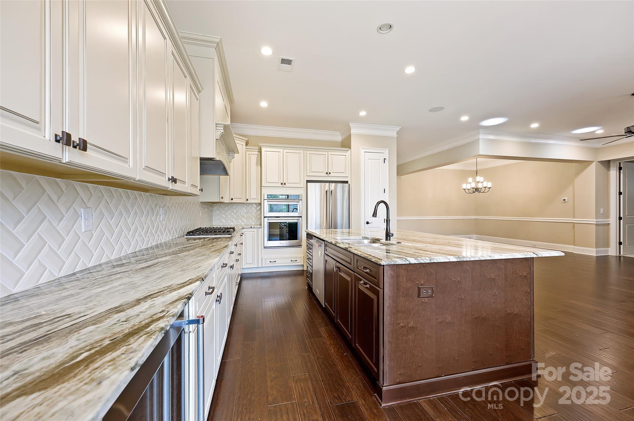 Regency at Palisades - Residential