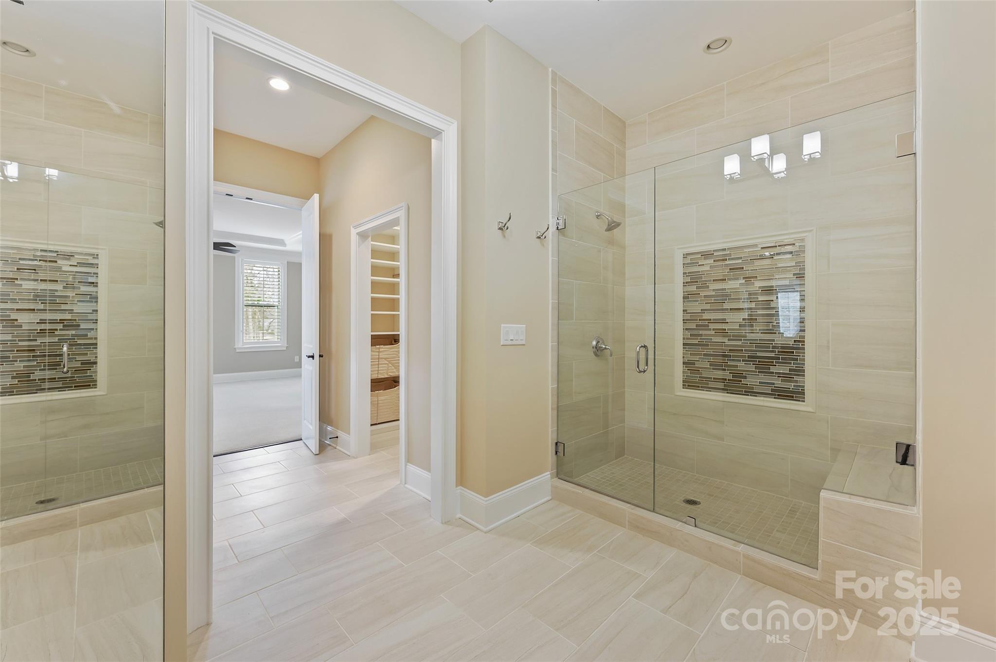 Regency at Palisades - Residential