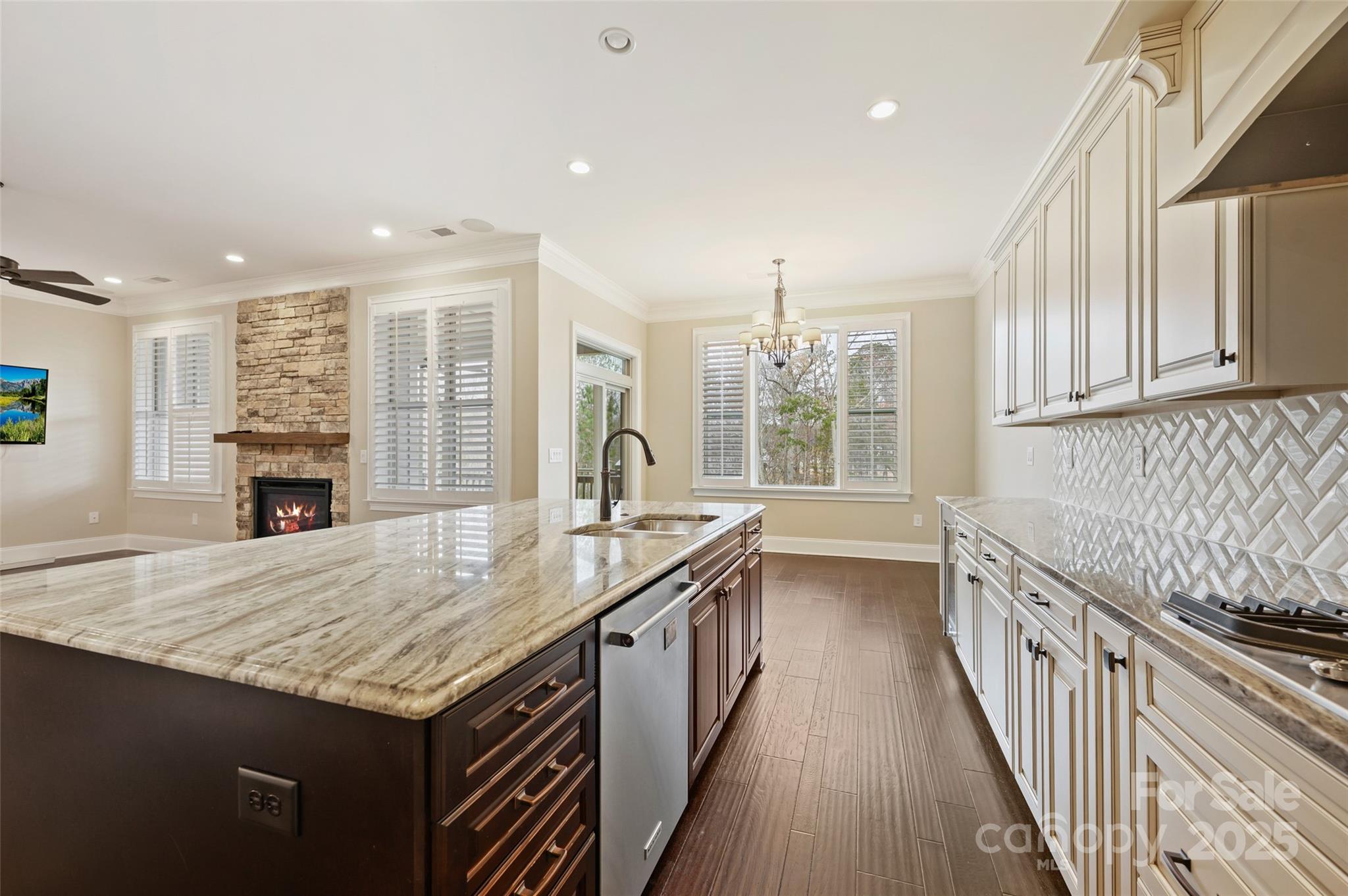 Regency at Palisades - Residential