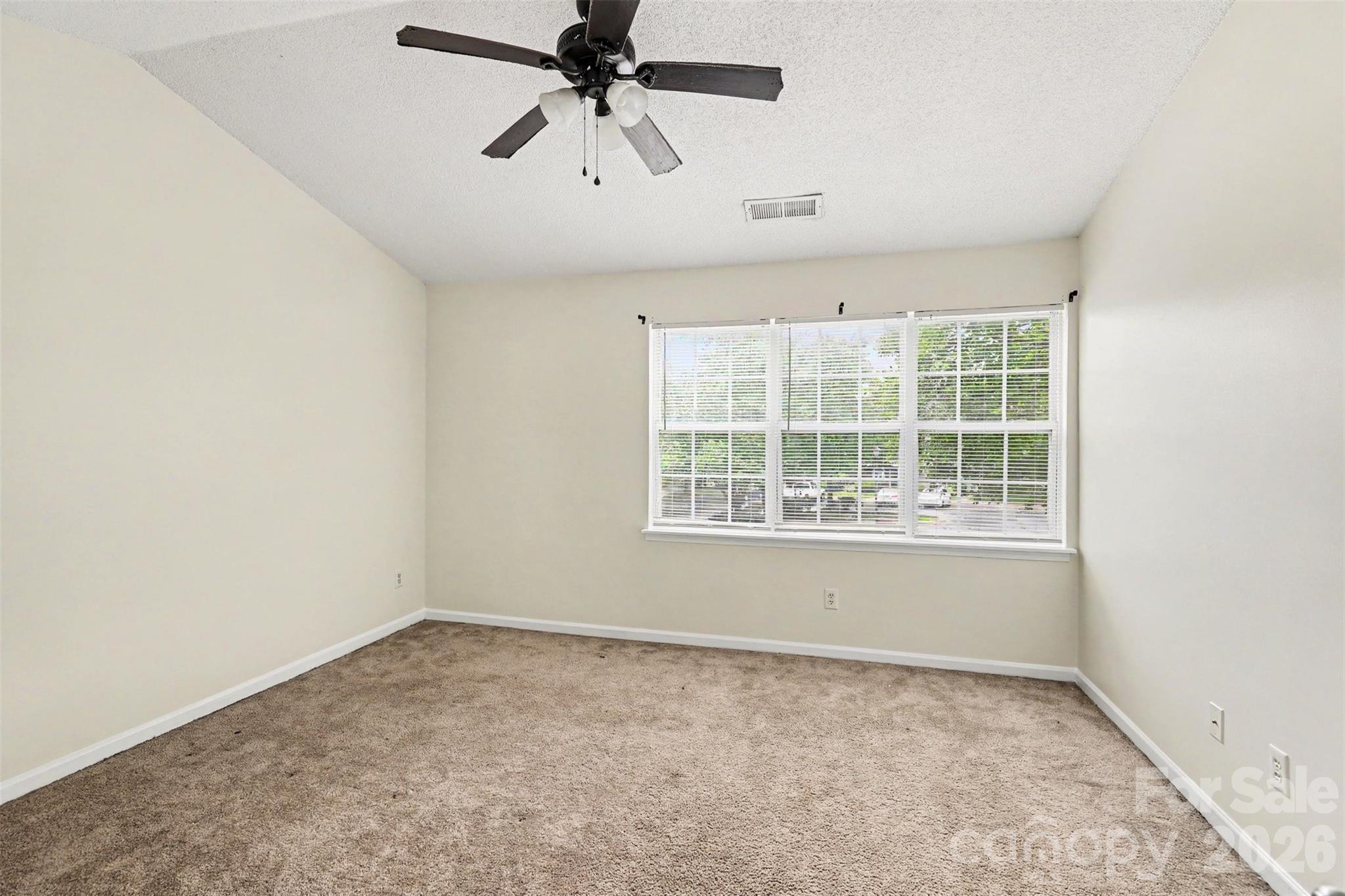 Huntington Ridge - Residential