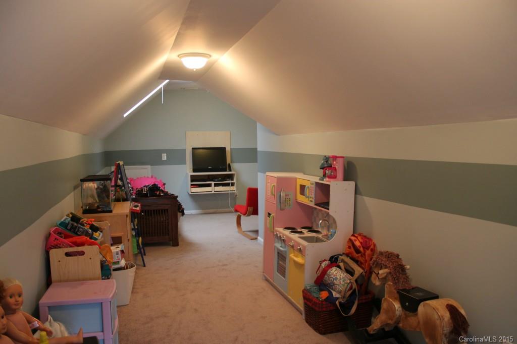 Tega Cay - Residential