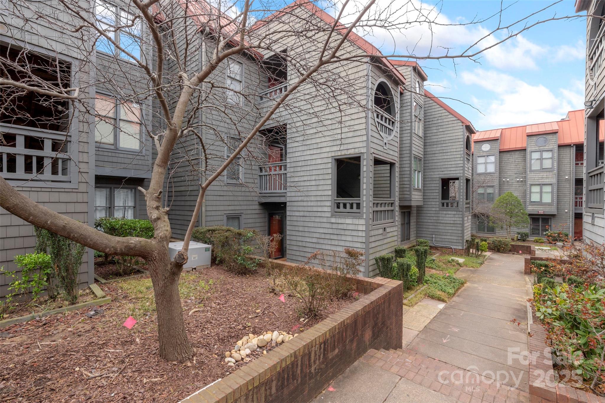 Lakeshore Village - Residential