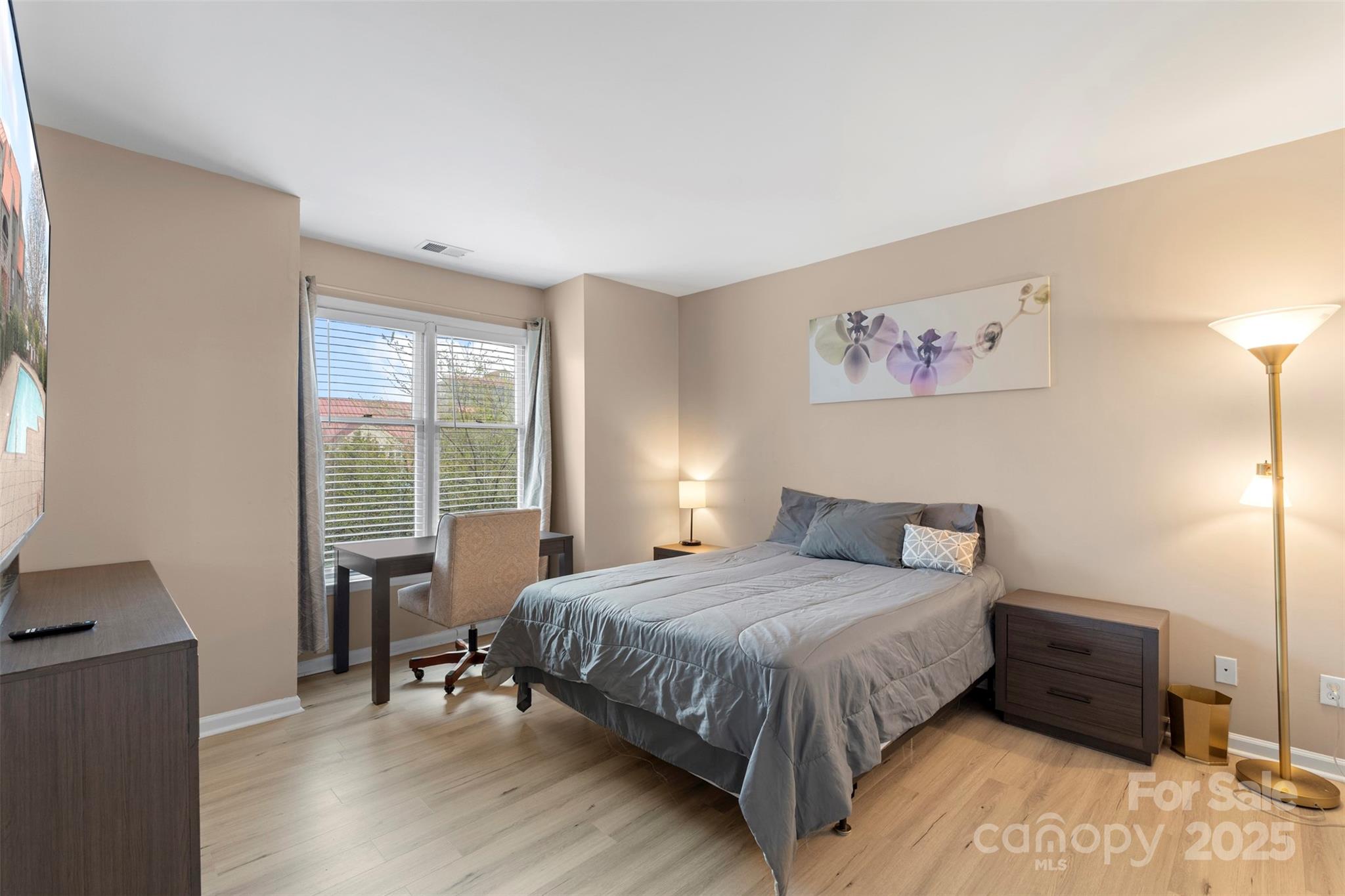 Lakeshore Village - Residential