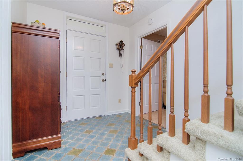 Tega Cay - Residential