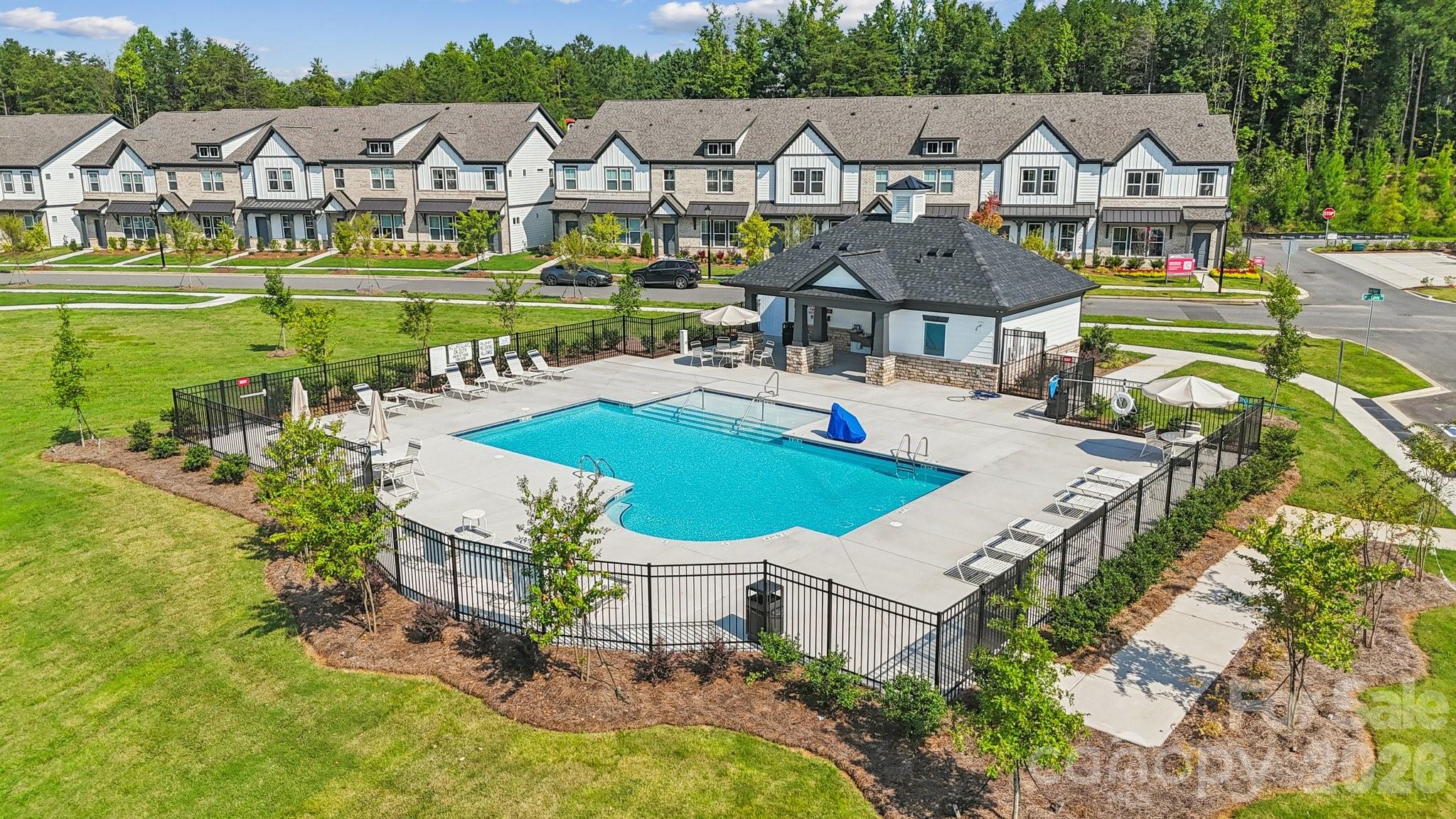 The Ridge at Sugar Creek - Residential