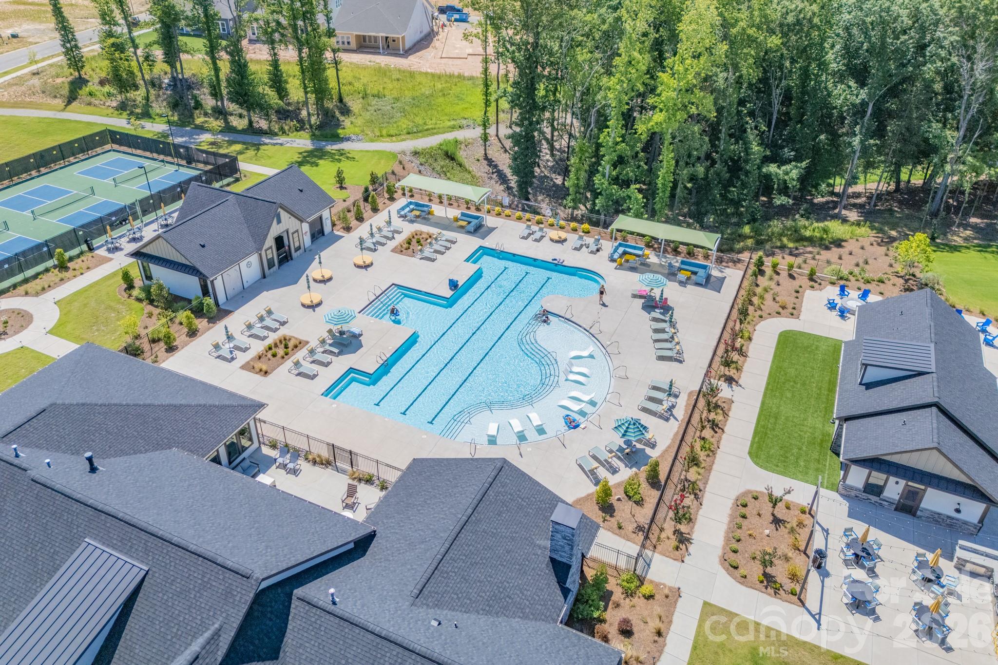 Encore at Streamside - Residential