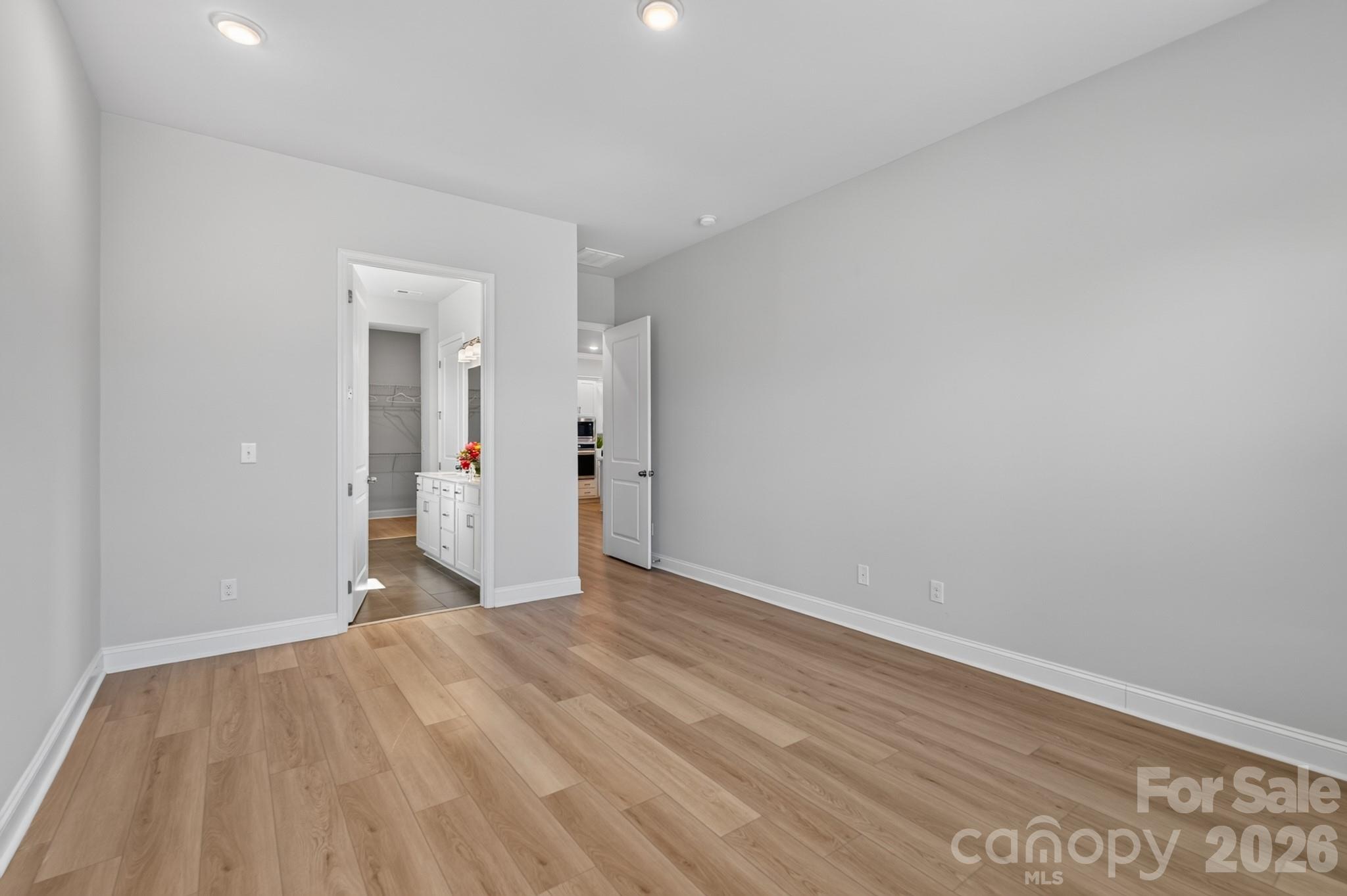 Encore at Streamside - Residential