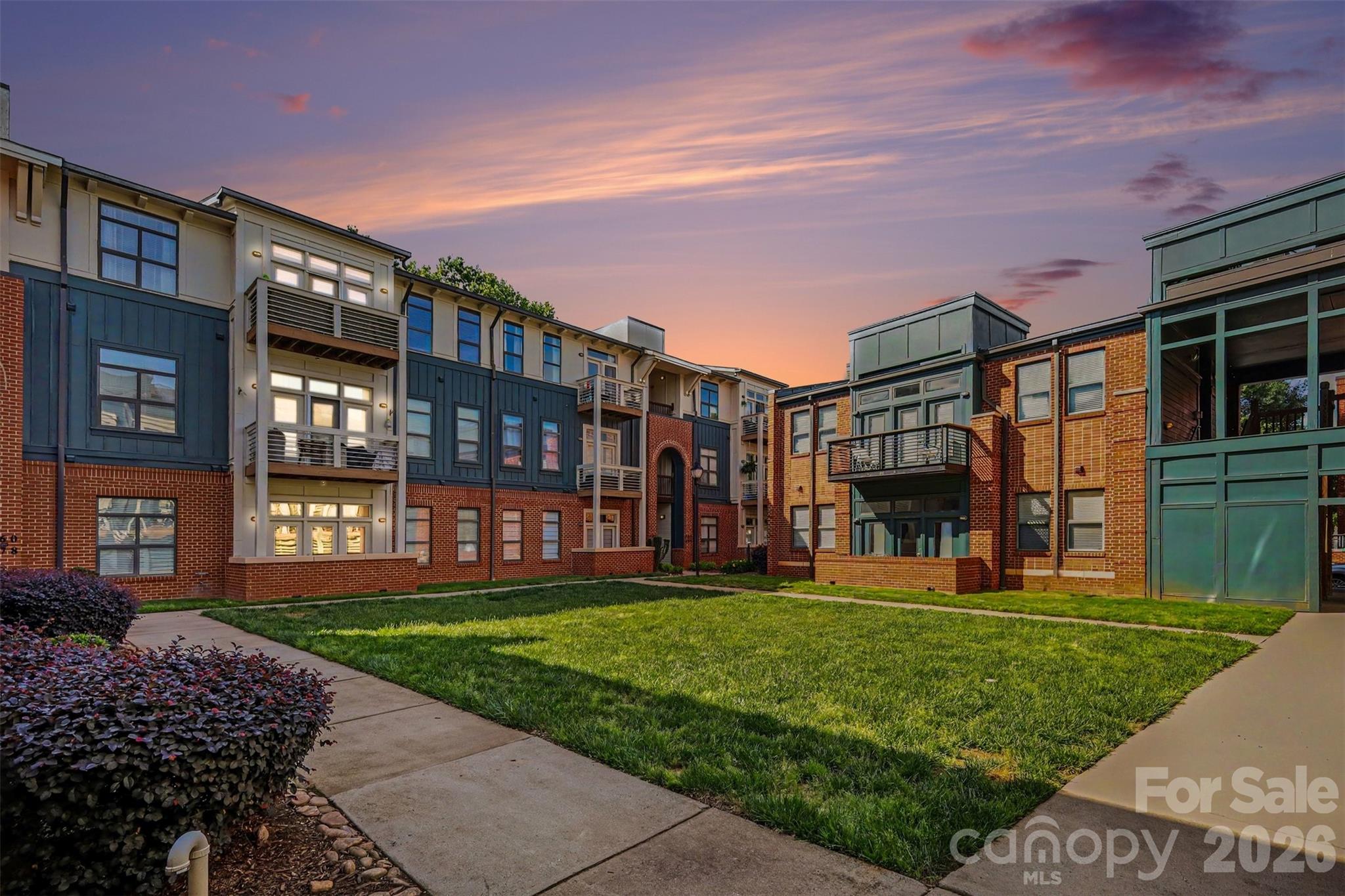 Live where Charlotte comes alive. Perfectly positioned in the heart of South End, this stylish condo offers the walkable urban lifestyle buyers are chasing... steps from restaurants, breweries, coffee shops, nightlife, Rail Trail access, and the light rail for effortless access to Uptown and beyond.

Inside, soaring 10-foot ceilings, crown molding, designer accent walls, and custom storage solutions (Closets by Design) create a space that feels elevated yet comfortable. The open-concept layout is ideal for entertaining, featuring a spacious kitchen with granite countertops, oversized island, ornate tile backsplash, updated appliances, and wet bar. A semi-private balcony adds the perfect spot to unwind after enjoying everything South End has to offer.

The primary suite features a customized walk-in closet, built-in media center, and a beautifully updated bath with quartz countertops and designer finishes.

This property also presents a rare opportunity for investors looking to capitalize on one of Charlotte’s most sought-after locations.
***INCLUDES ONE YEAR HOME WARRANTY***
Urban convenience. Lock-and-leave living. Endless dining and entertainment just outside your door.