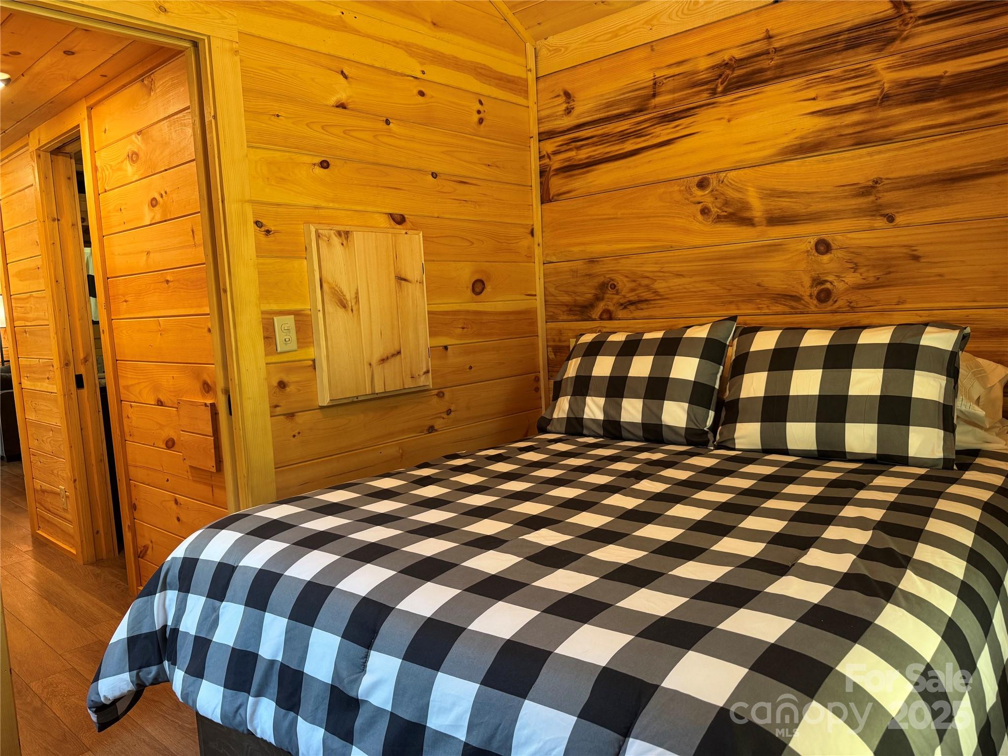 Indian Head Acres - Residential