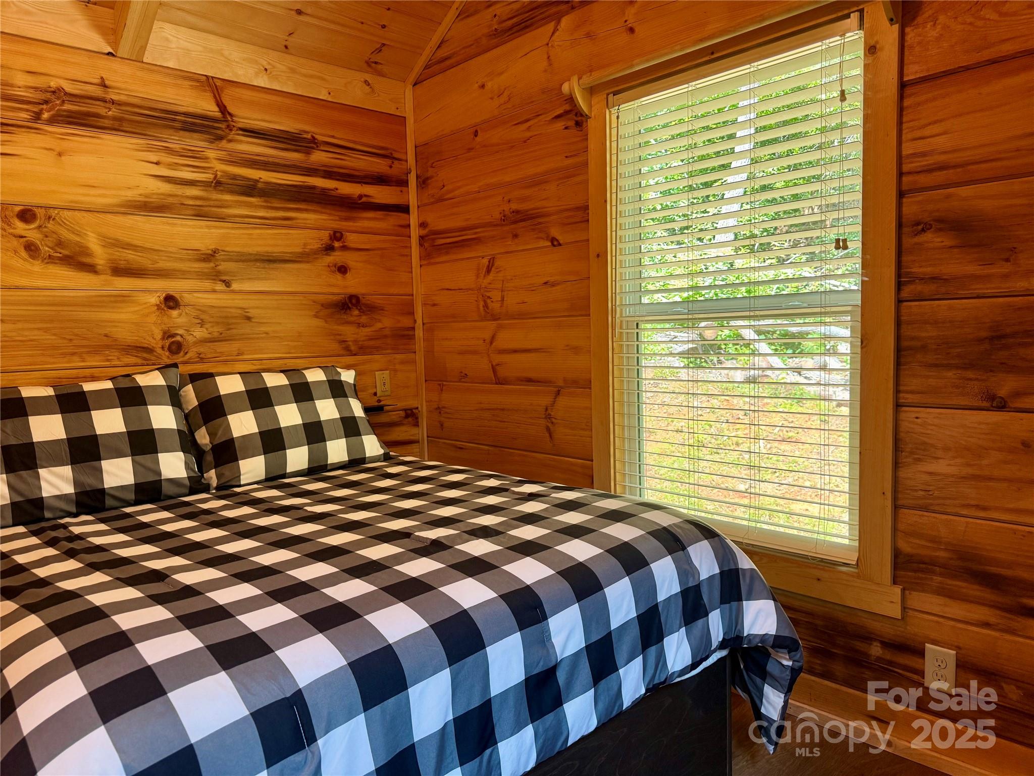 Indian Head Acres - Residential