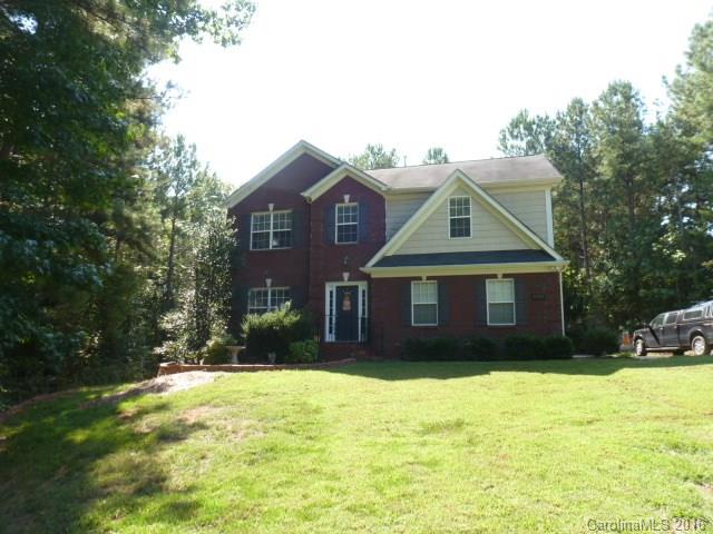 If privacy is what you want, then this is your home. This 2 story, all brick home features, large great room with fireplace/gas logs, fml living room, fml dining room, kitchen with granite counter tops, large master bedroom with walk-in closet, master bath has garden tub and separate shower. Out back there are two decks, one on the back of the home, and flows into the other with a firepit built in the middle, great for entertaining, with community pond in site all on a 2 acre lot.