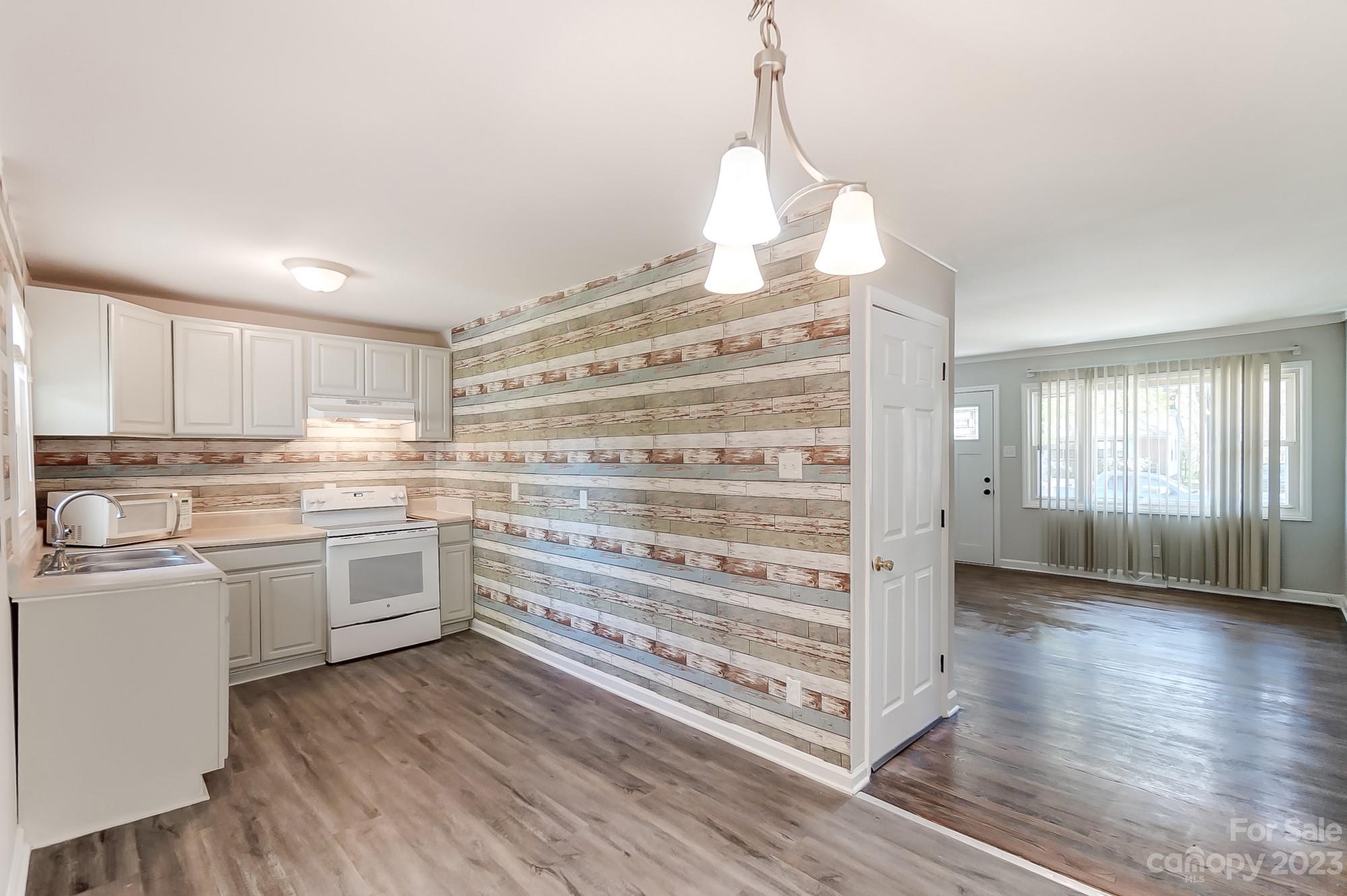 Cherokee Forest - Residential