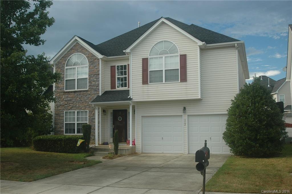 Spacious move in ready home in a convenient location.  Don't miss this opportunity for a 4 bedroom home with formal space, fenced yard and Master with attached sitting area.  Will not last long!