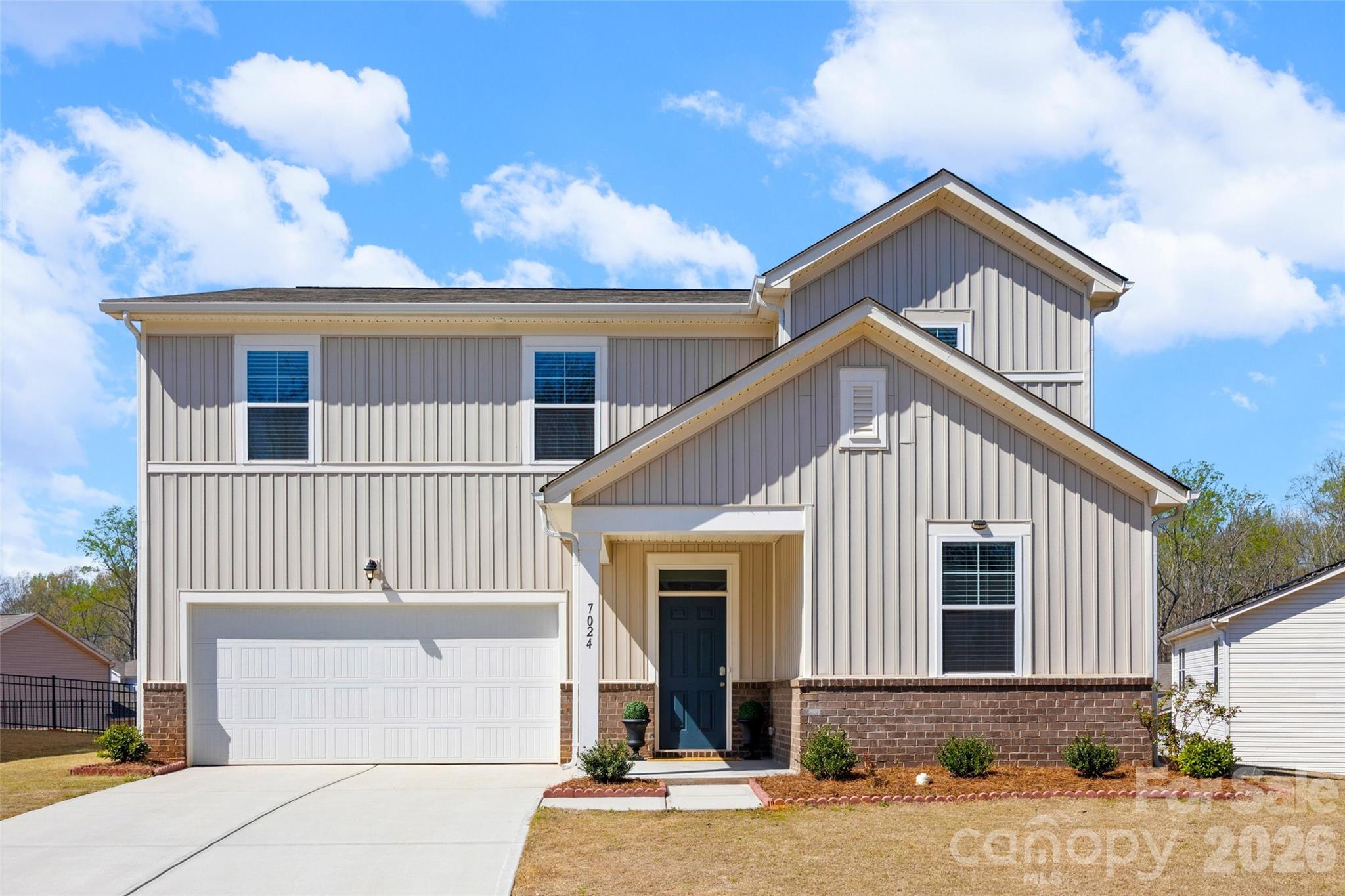 This beauty is located in the desirable Retreat at Rocky River community, which offers a perfect blend of tranquility and convenience.

Step inside and prepare to be amazed by the open floor plan and an abundance of natural light cascading through every room. The main floor boast 9' ceilings and gorgeous vinyl plank flooring, giving the home a modern and sleek feel. You'll find plush carpeting in all five bedrooms, providing comfort and coziness. This home has been freshly painted, so it's ready for you to move right in and make it your own!

Need a dedicated workspace or a private guest suite? This home has you covered with a convenient guest bedroom downstairs that can also easily be transformed into your ideal office. The primary bedroom is a true sanctuary, featuring an en suite bathroom with a spacious shower and dual sink vanity, and a huge walk-in closet.

The garage has an epoxy coating on the floor – perfect for keeping things clean and tidy. The rear yard offers a patio for grilling or relaxing.

Plus, you'll love the easy access to all that Charlotte has to offer, including dining, shopping, and entertainment options. You're also just a short drive from Reedy Creek Park, which boasts 927 acres of natural forest and over 10 miles of hiking trails. Don't miss out on this fantastic opportunity!
