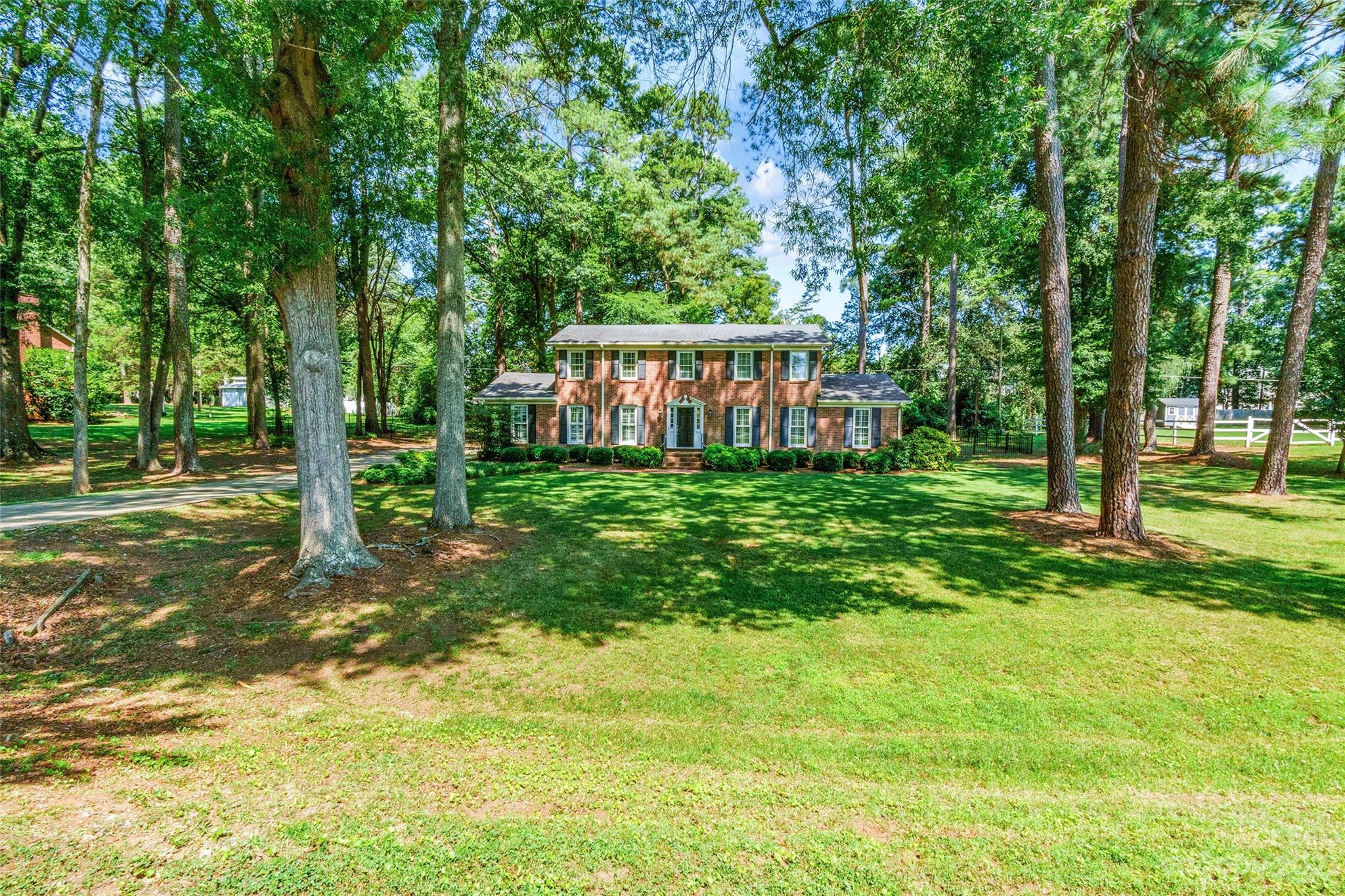 Meadow Lakes - Residential