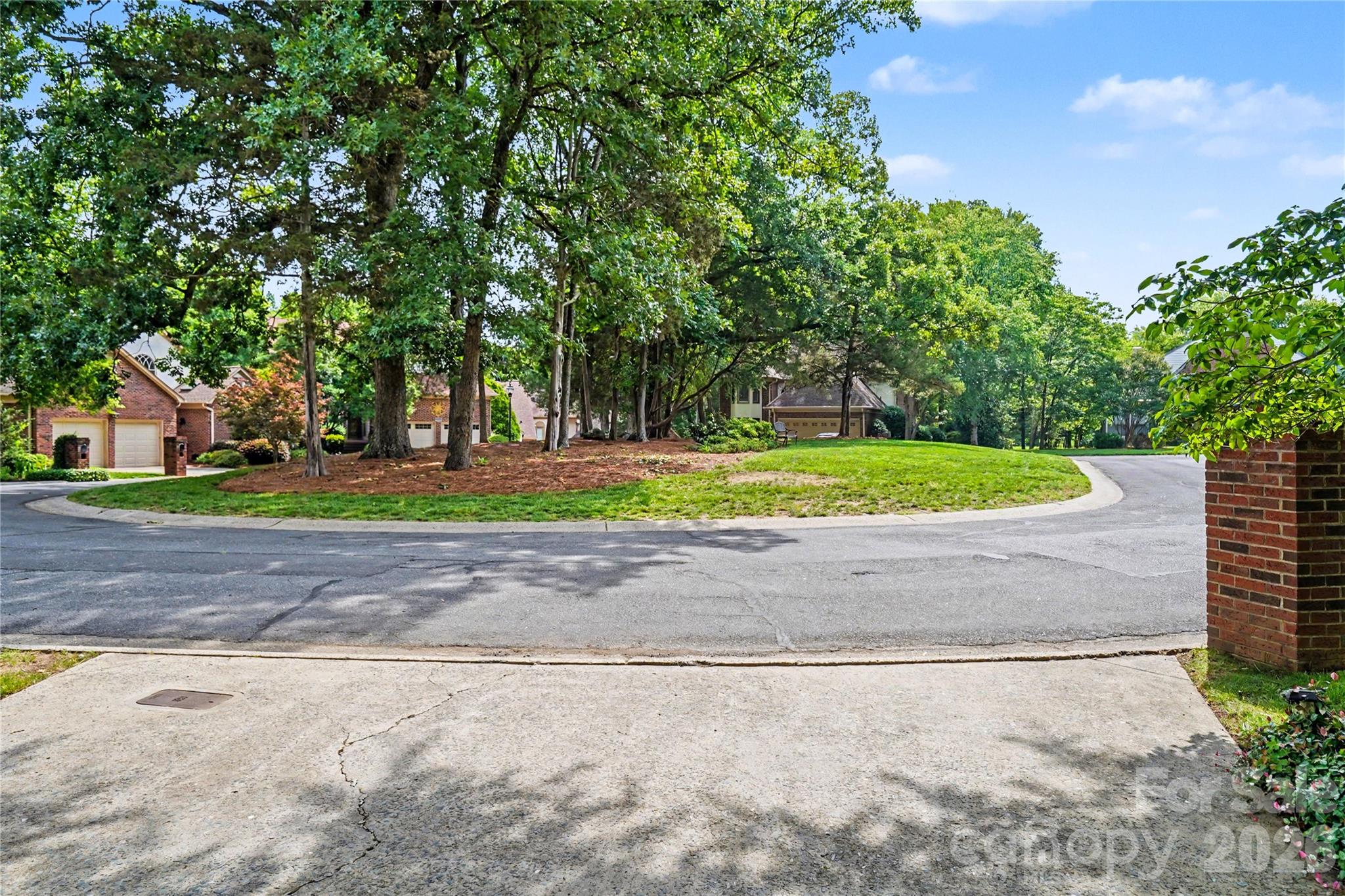 Carsons Pond - Residential