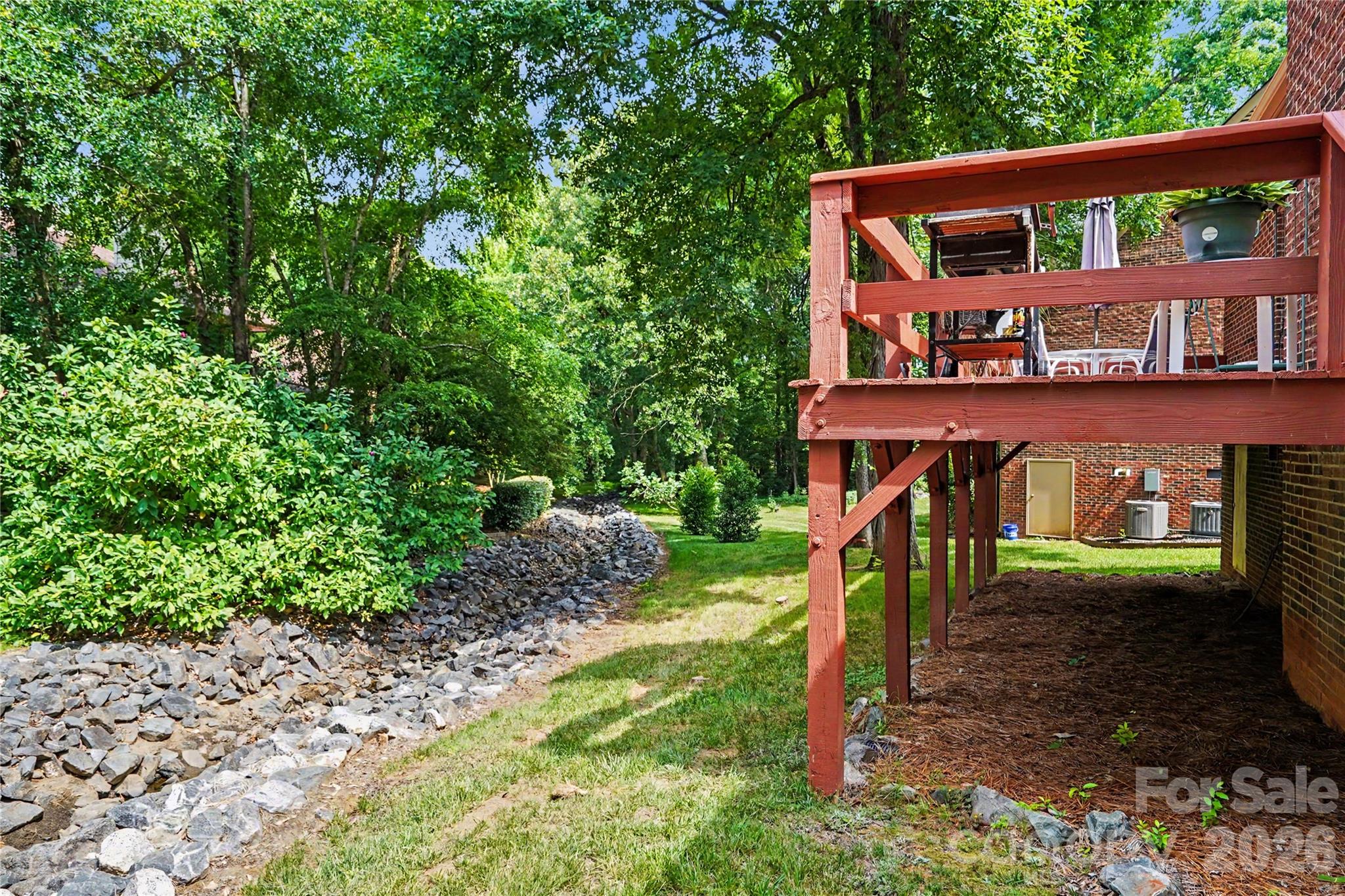 Carsons Pond - Residential