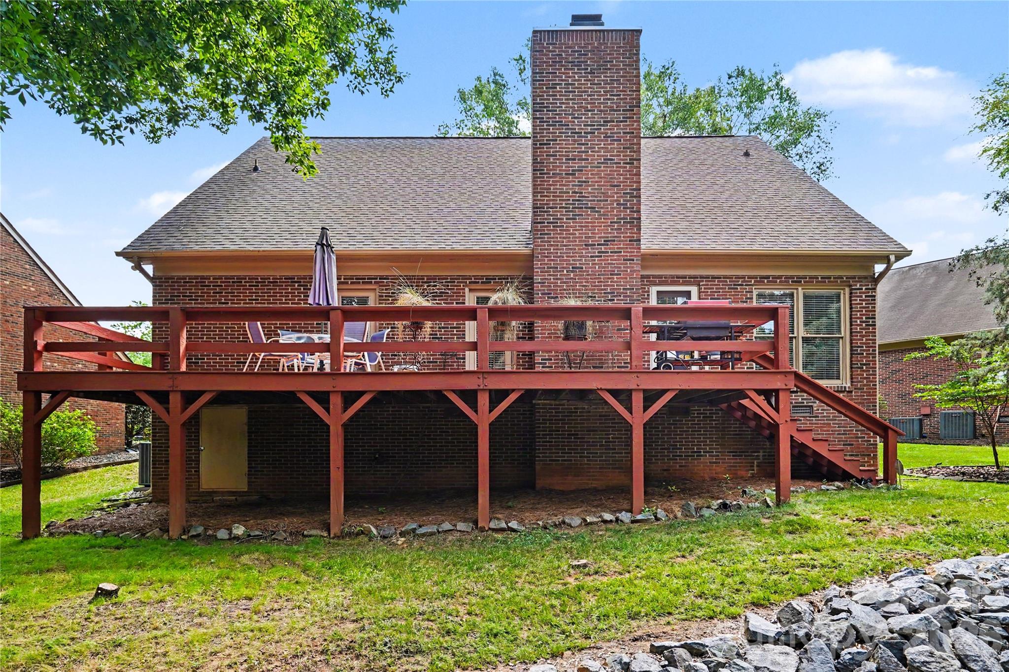 Carsons Pond - Residential