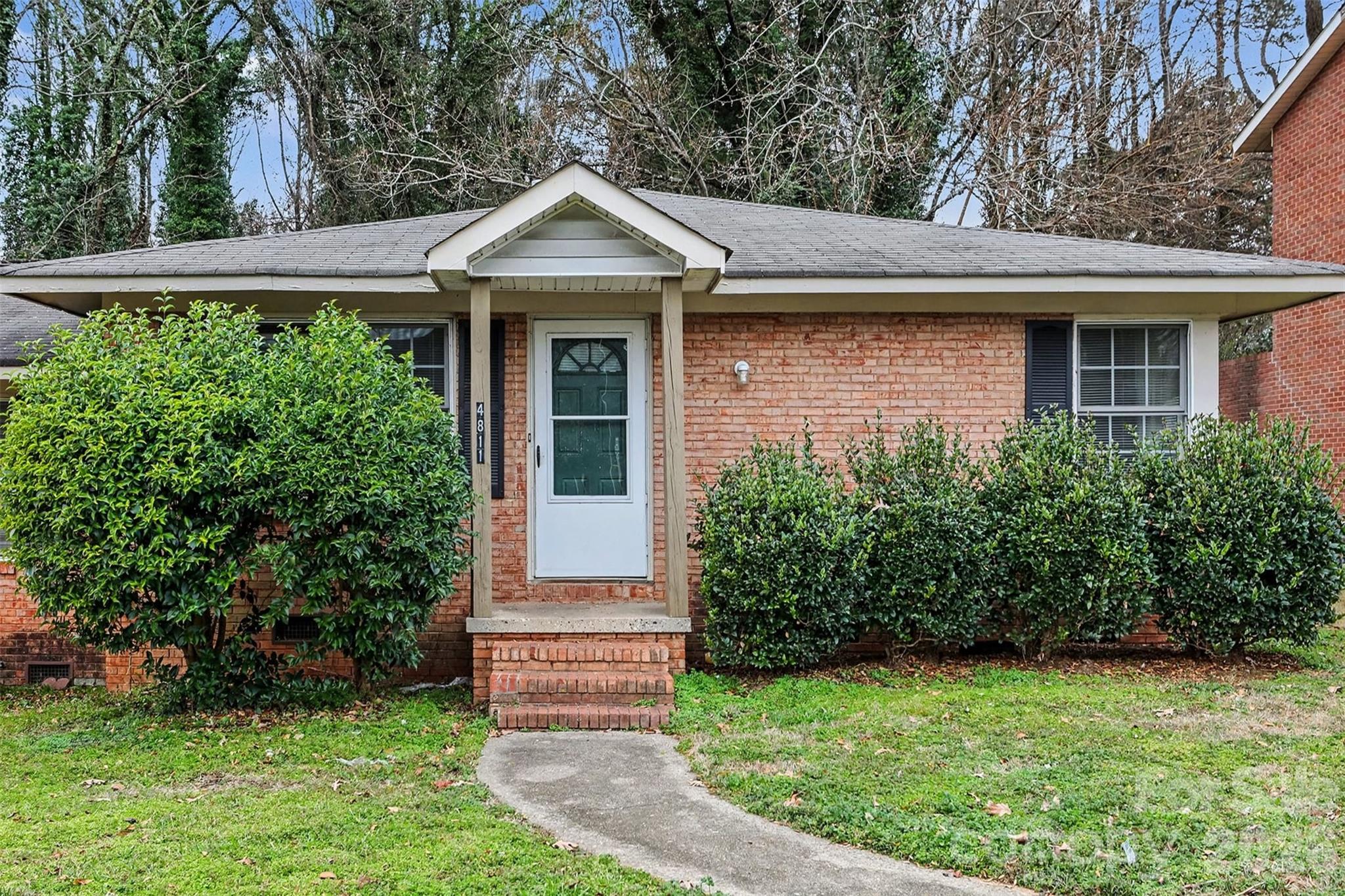 Lake Plaza - Residential Income