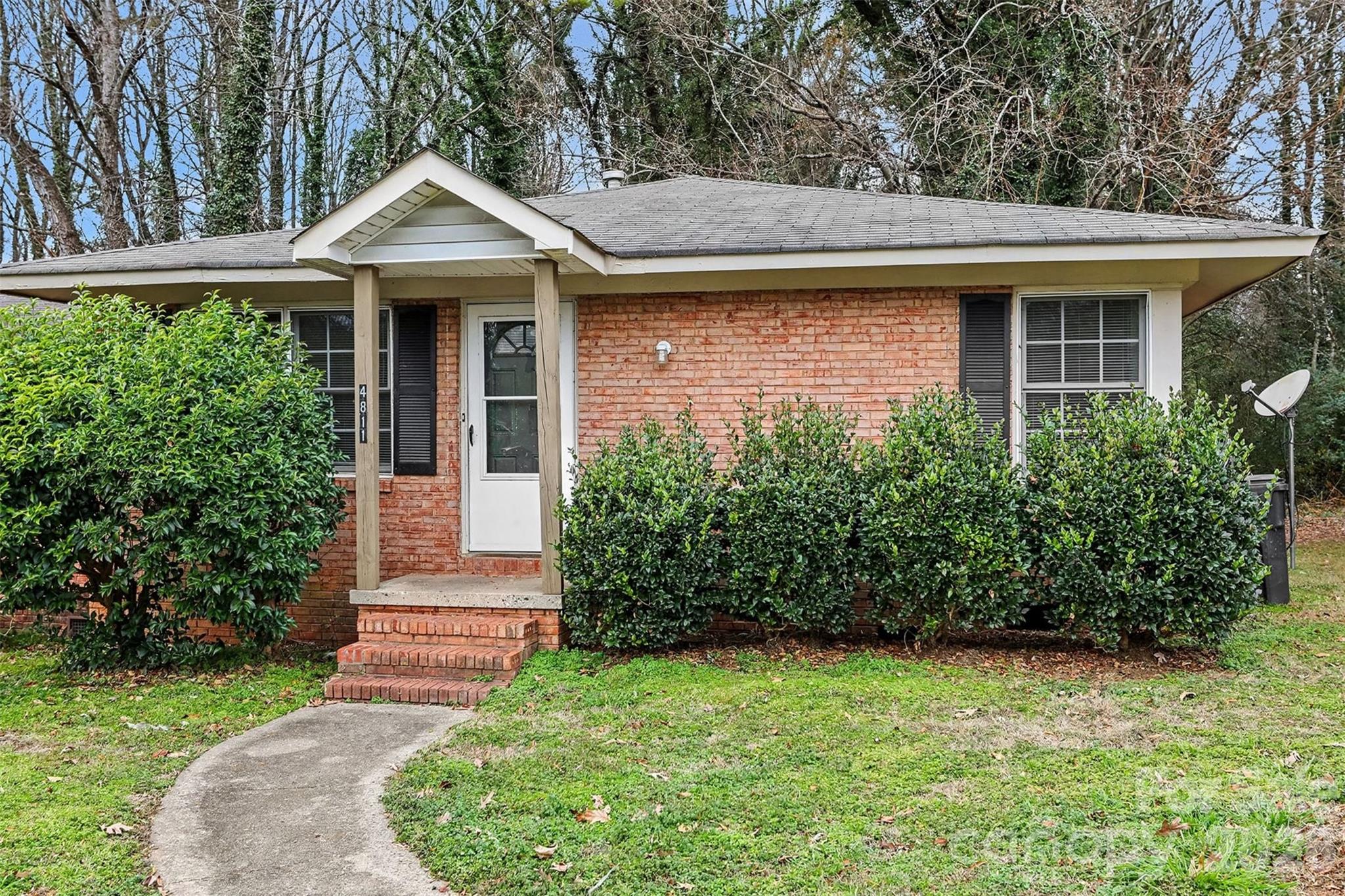 Lake Plaza - Residential Income