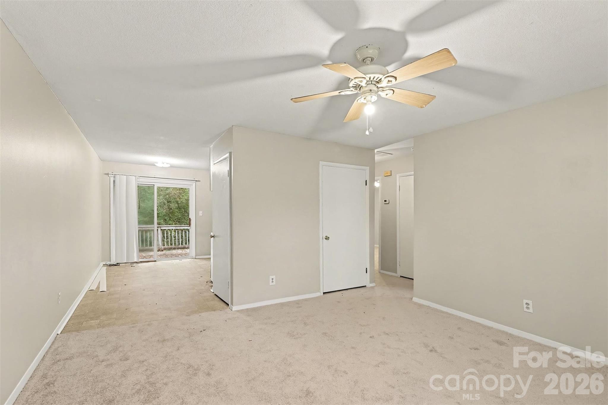 Lake Plaza - Residential Income