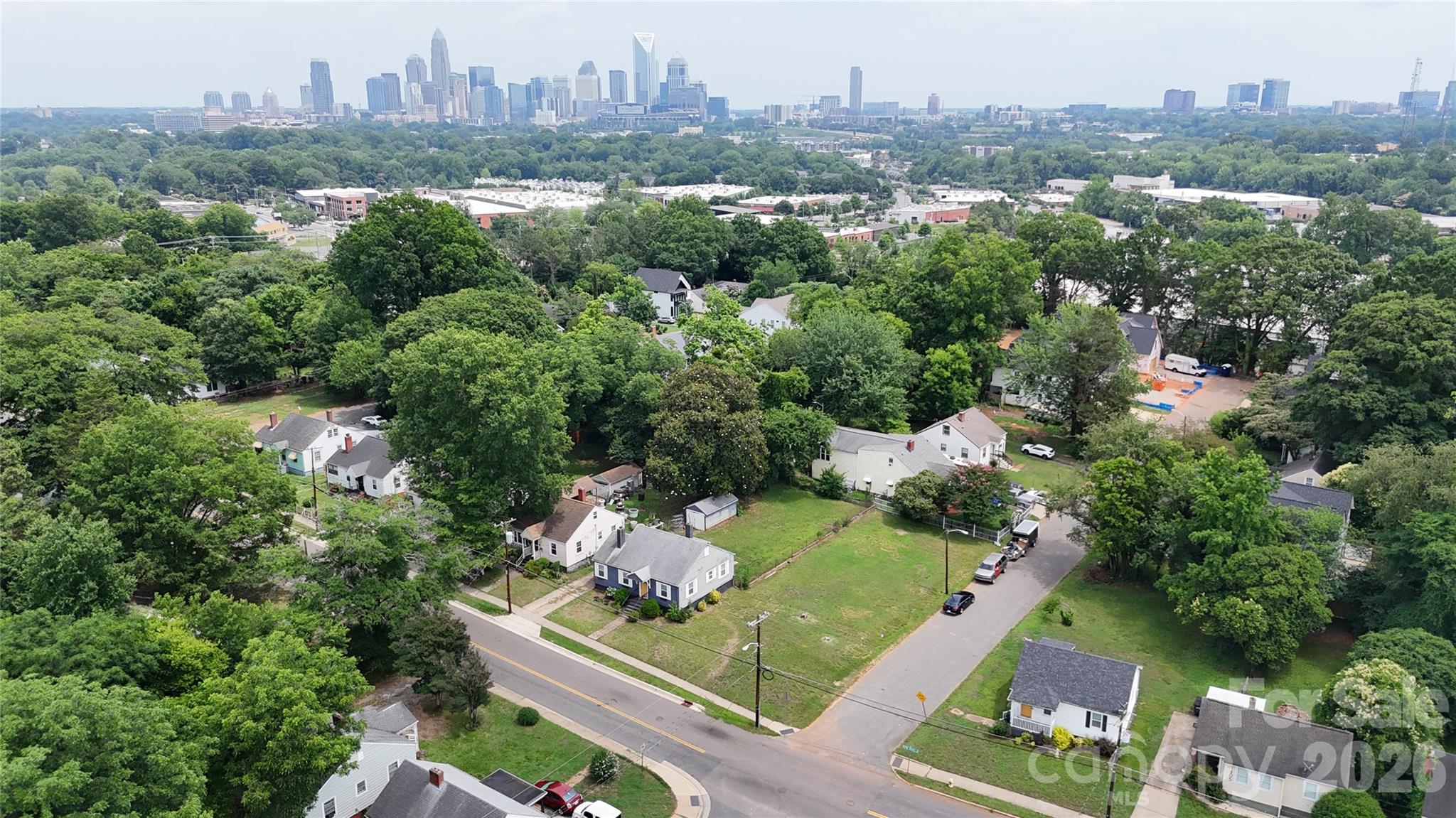 Discover this exceptional building lot in the vibrant, up-and-coming Enderly Park neighborhood. Just minutes from Uptown Charlotte, this site offers easy access to parks, amenities, and city conveniences in a rapidly growing area blending historic charm with modern new construction.