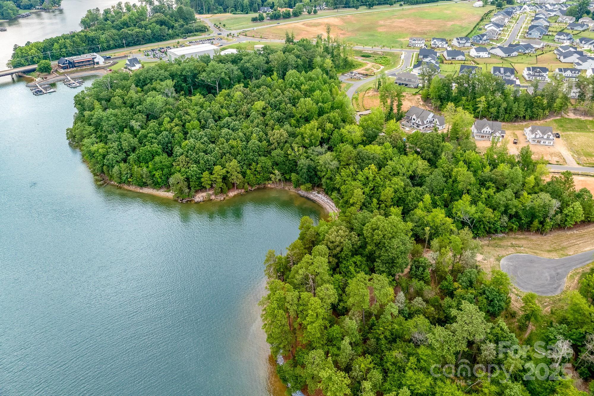 McLean - South Shore - Land