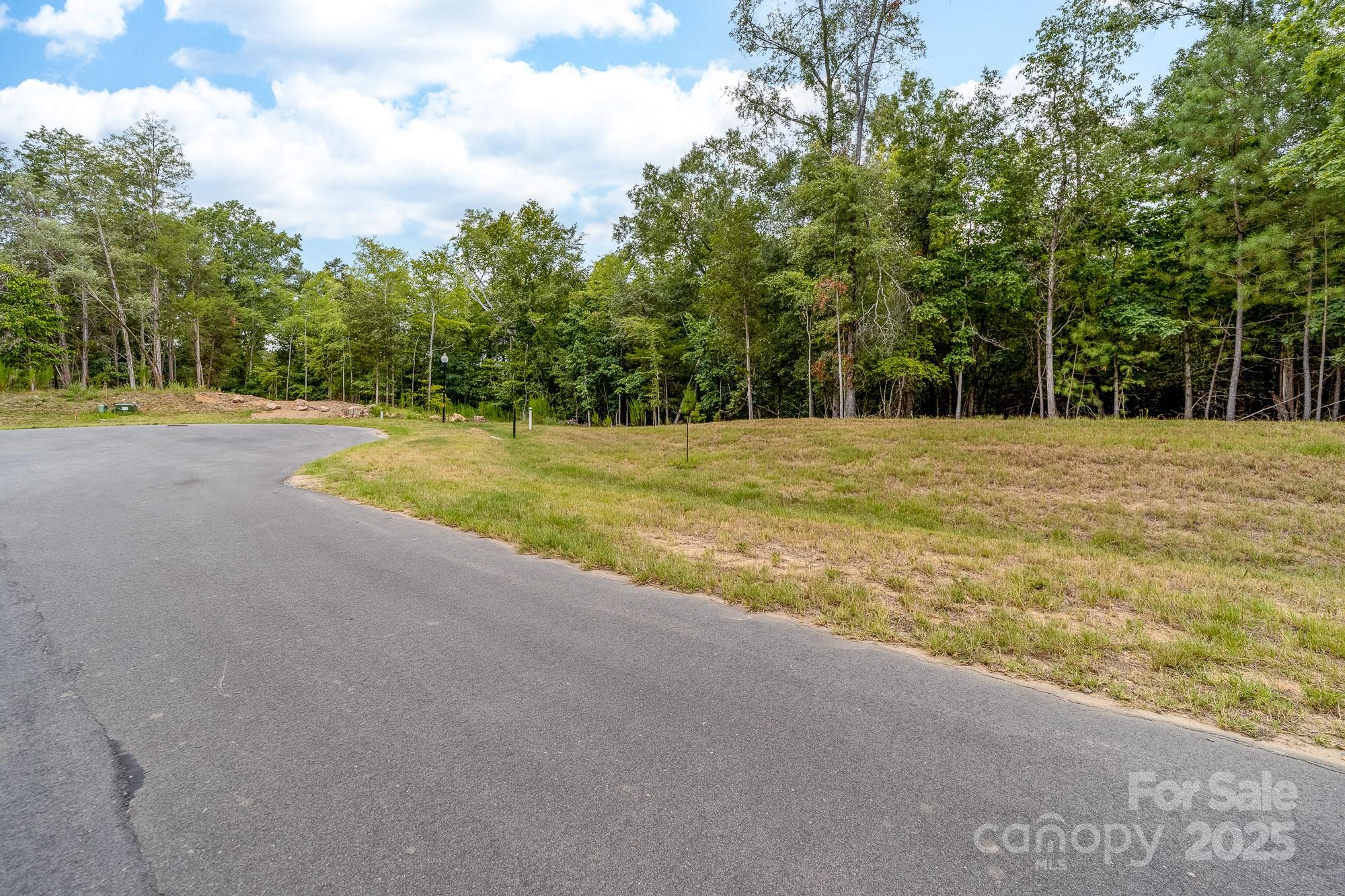 McLean - South Shore - Land