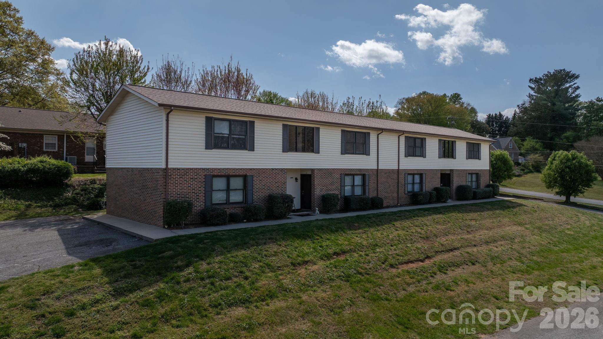 Come check out this beautiful remodeled 1 bedroom 1 bath condo conveniently located in Hickory close to US-321, US-HWY 70 and I-40. This property offers low maintenance with a functional layout and should prove to be a cost-effective way of living. Updates to this property include a HVAC system, water heater, stainless steel appliances, LVP floor coverings, ceiling fans, granite countertops with backsplash, painting, deck staining and more. This is a must-see, so schedule your showing today!!