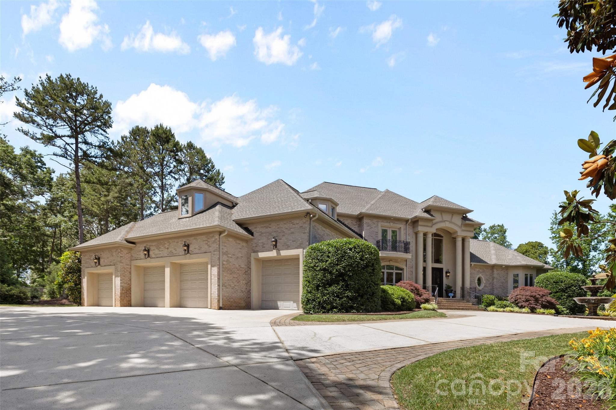 Saratoga Woods - Residential