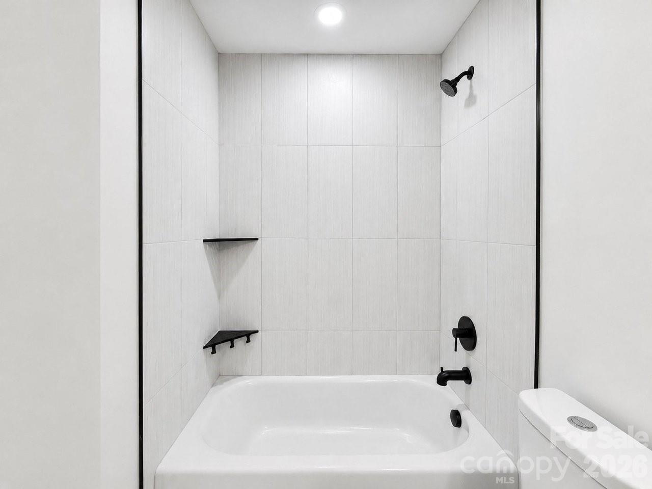 Pinecrest - Residential